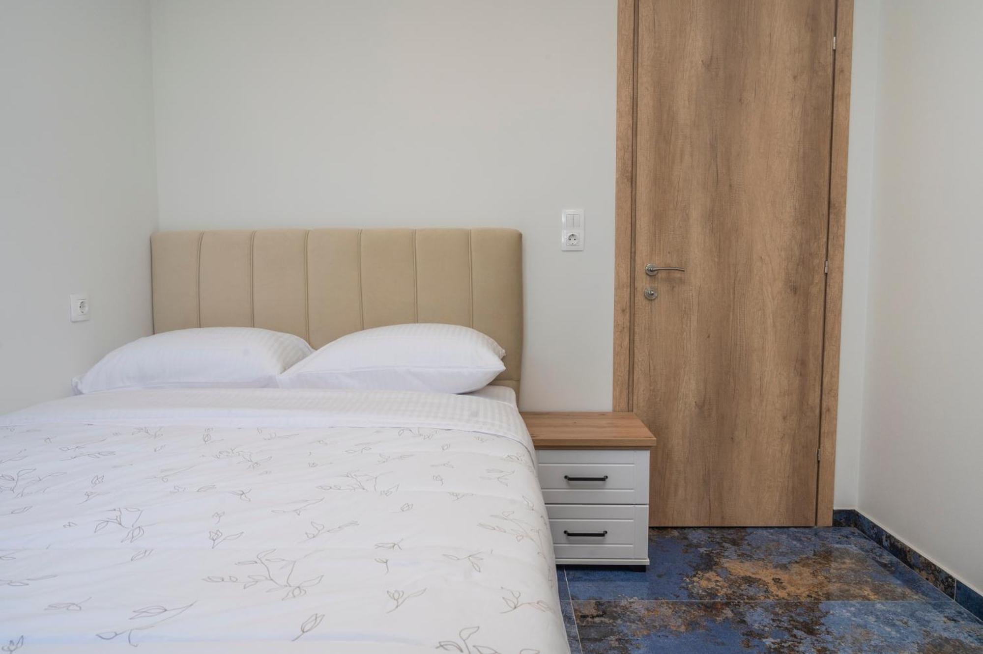 Poseidon 5 Apartment *