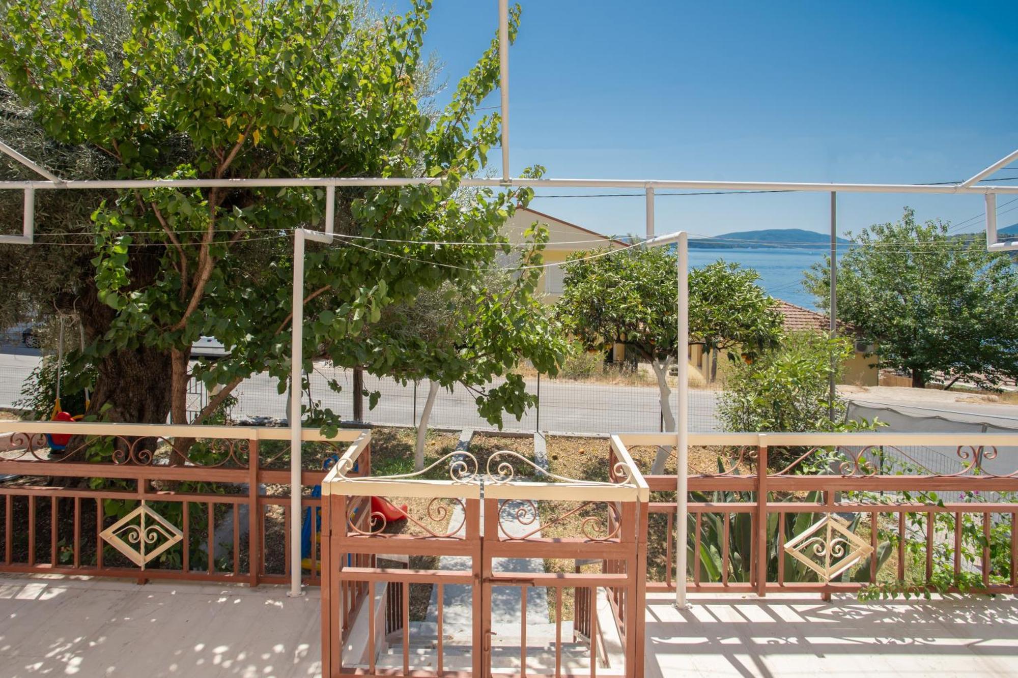 Gaia The House Holiday home