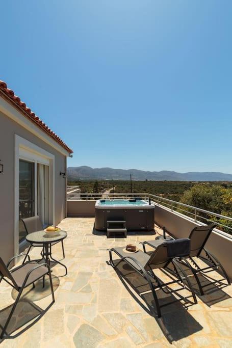 Santa Barbara Villa *