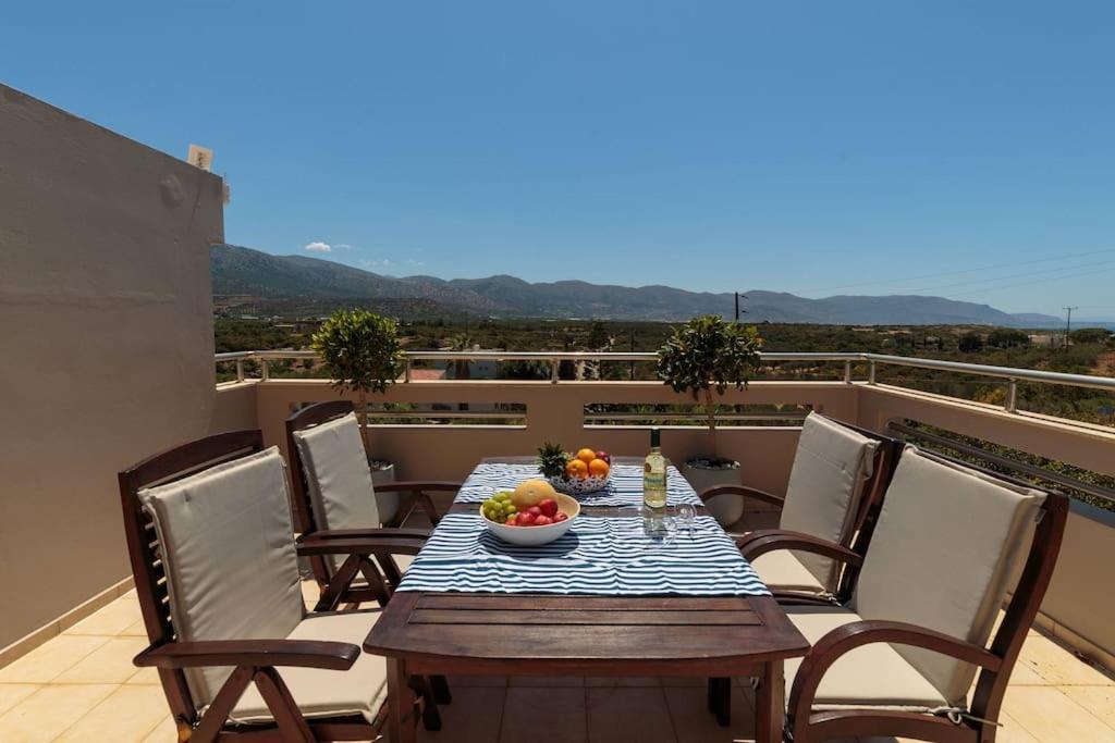 Villa Santa Barbara Sissi (Crete)