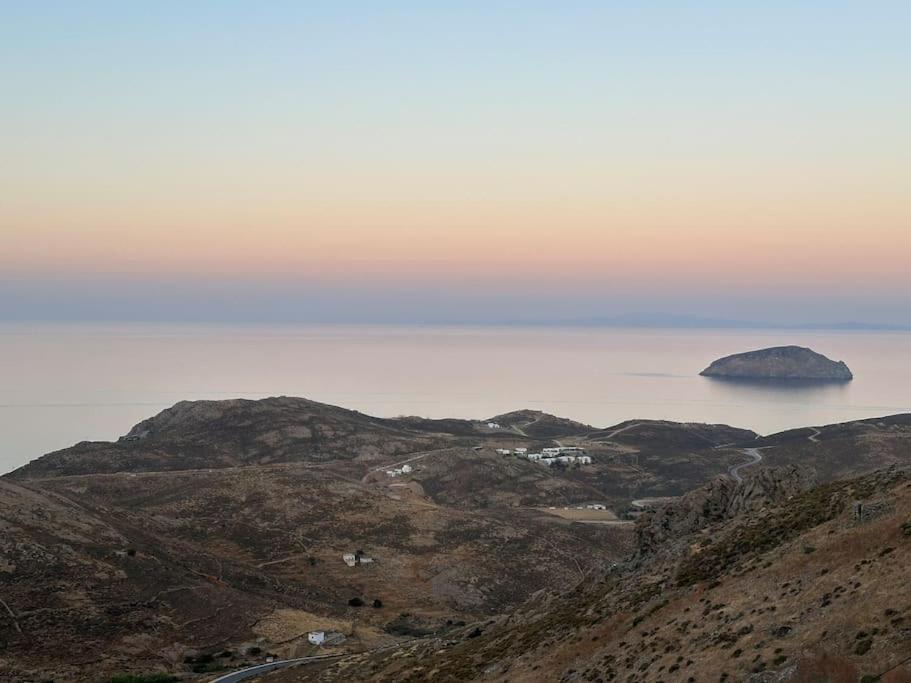 Argalios * Serifos Town