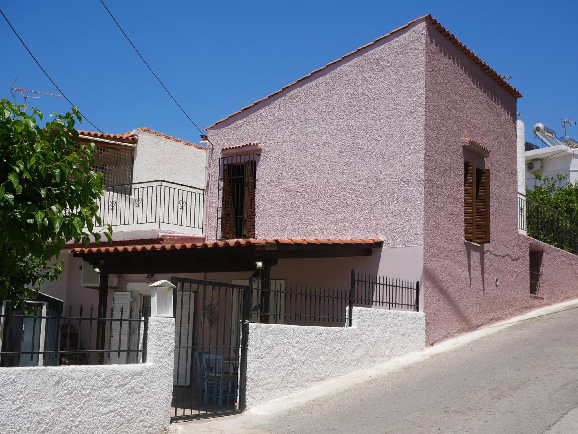 Christina's With Sea View Holiday home