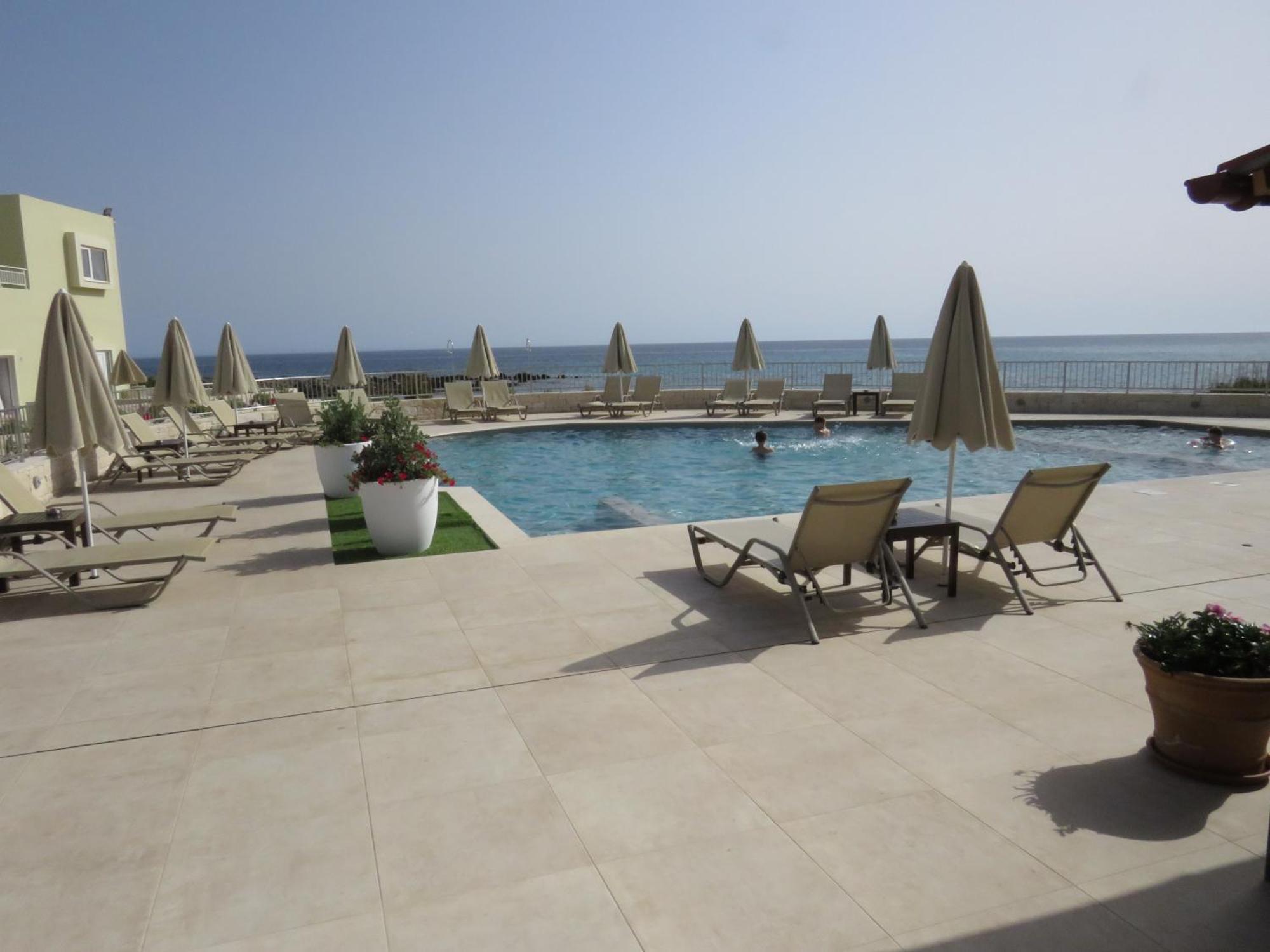 Blue Aparthotel 3*