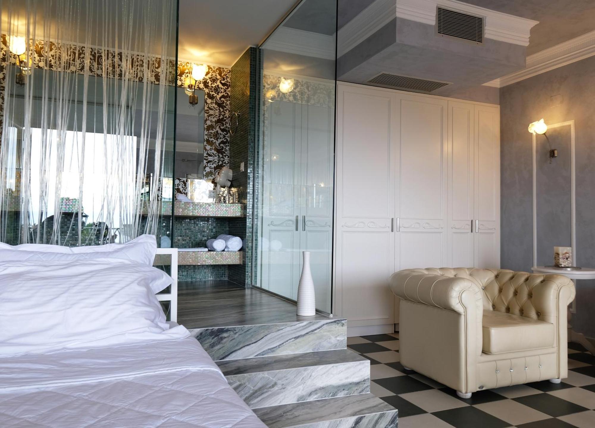 Irida Boutique Aparthotel Parga