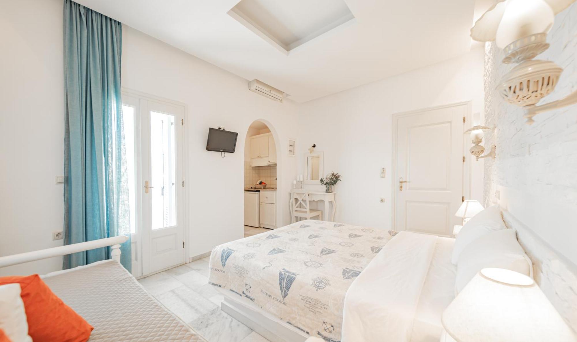 Agia Anna Living *