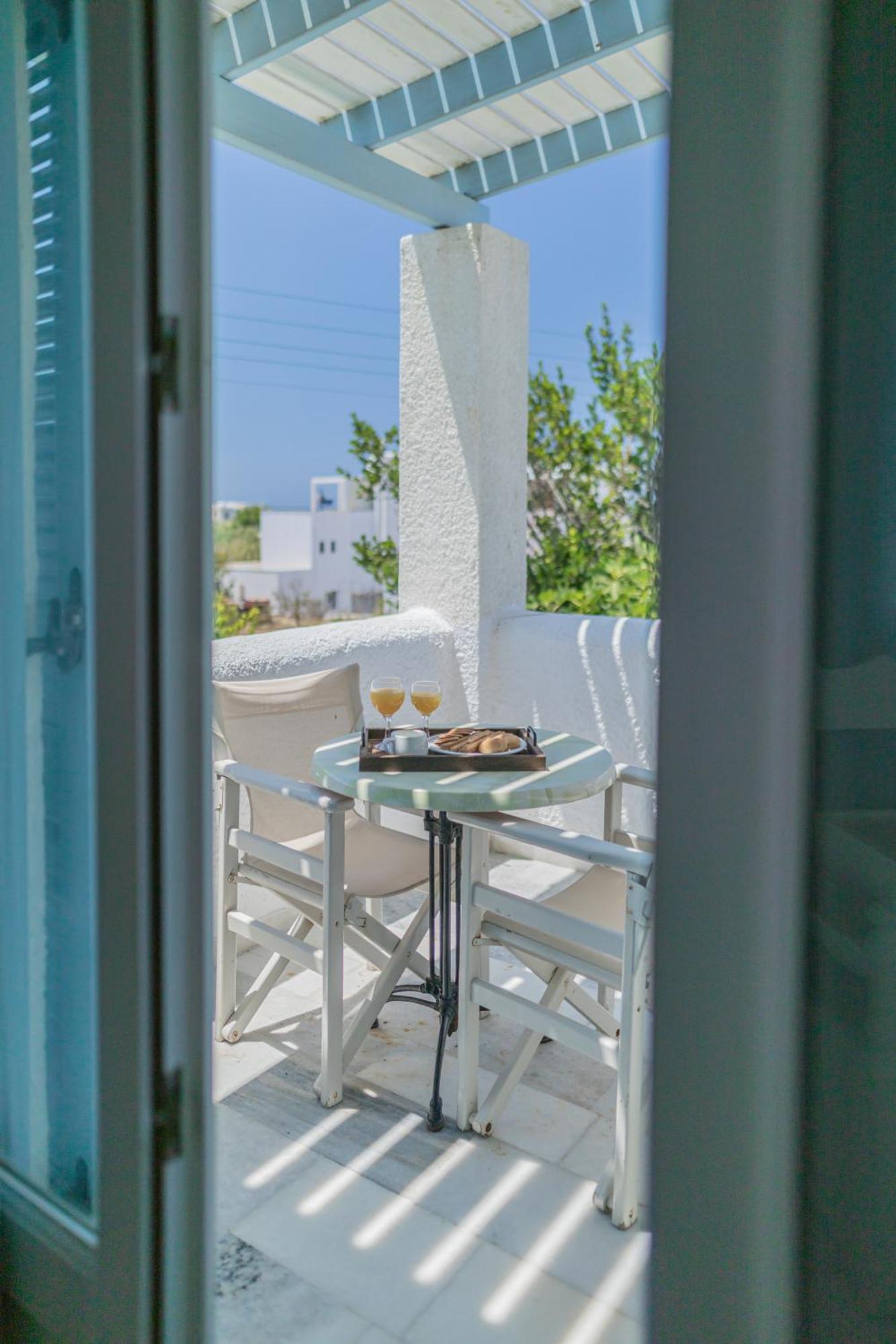 Agia Anna Living *