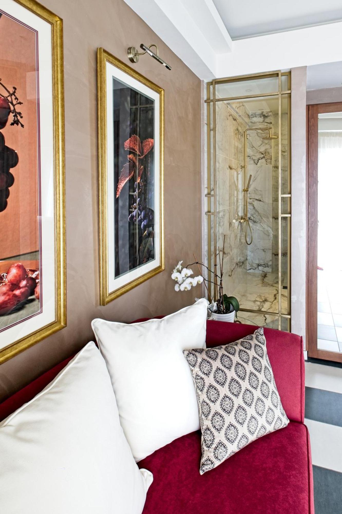 Irida Boutique Aparthotel 3*