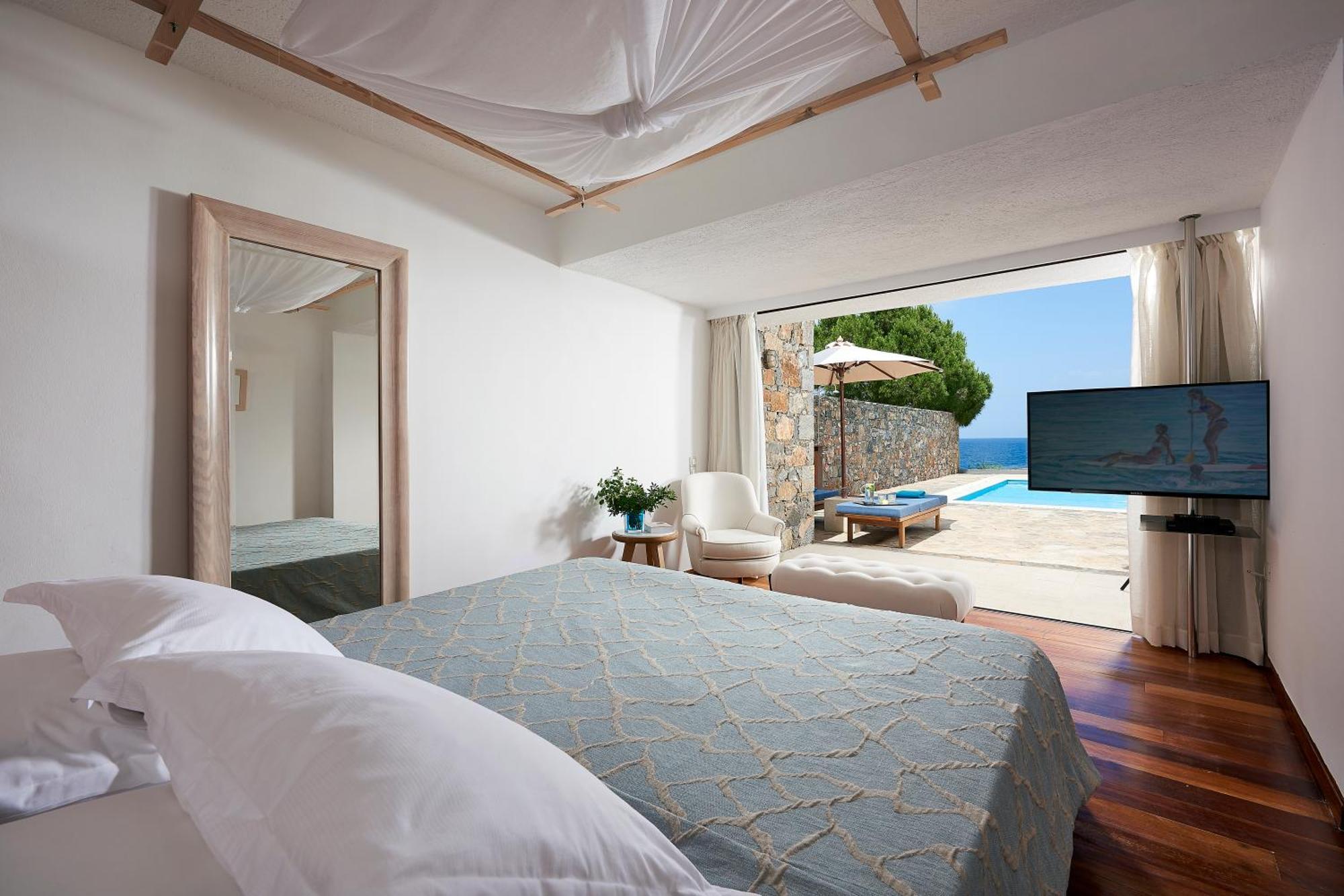 St. Nicolas Bay & Agios Nikolaos (Crete)