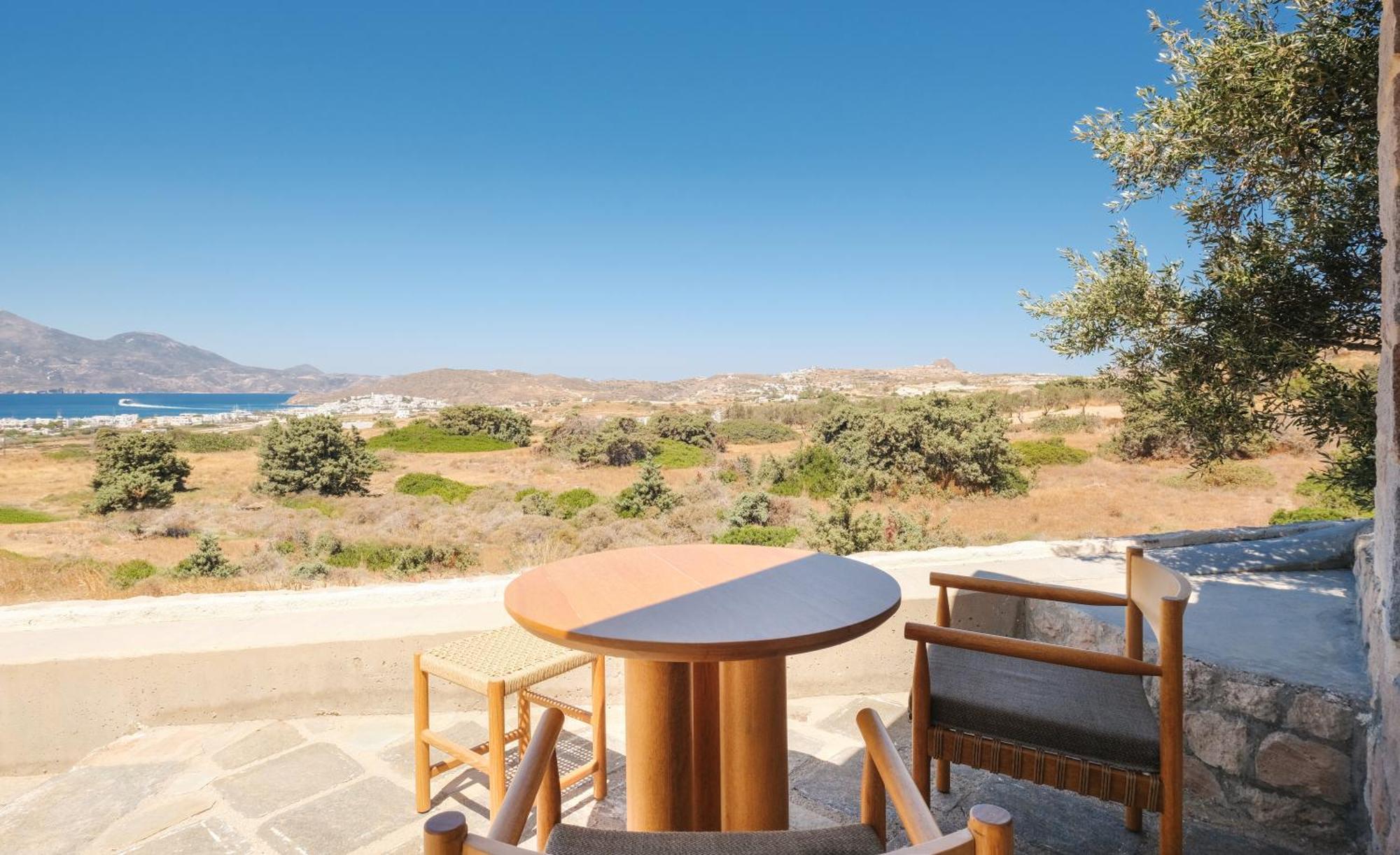 Iliana Olive Branch Apartment Adamantas (Milos)