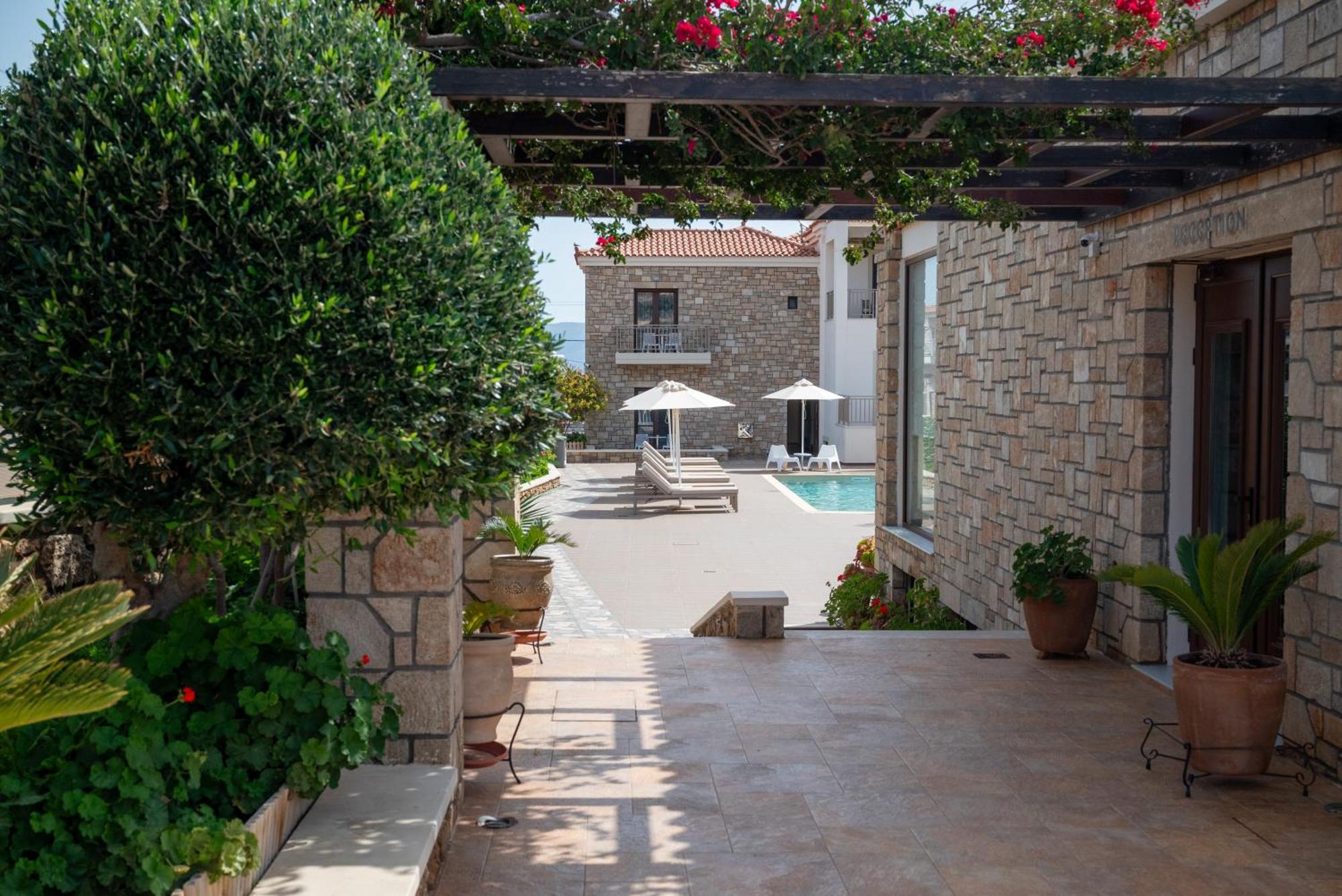 Elafonisos Resort Hotel 3*