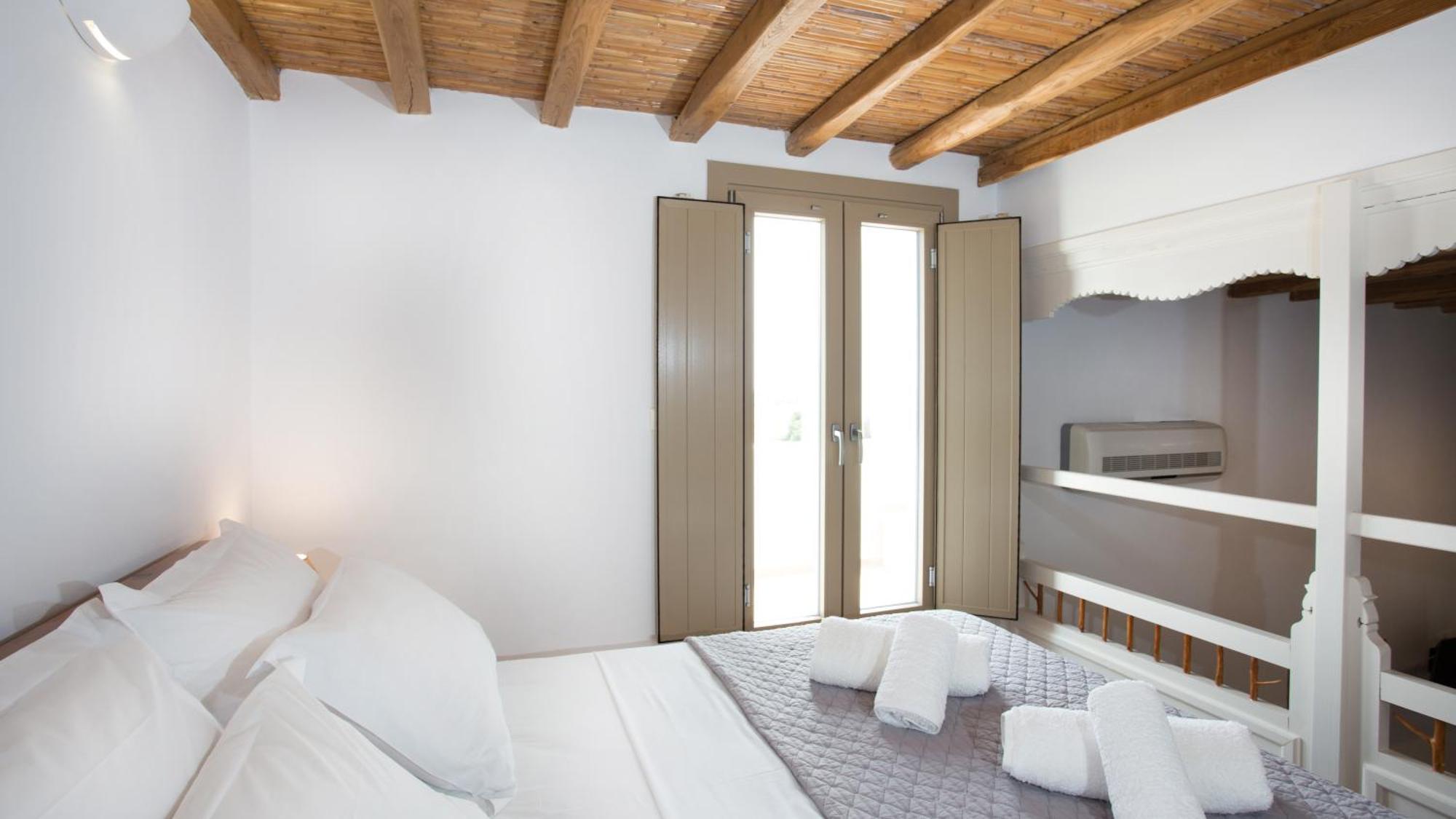 Holiday home Patriko Skyros