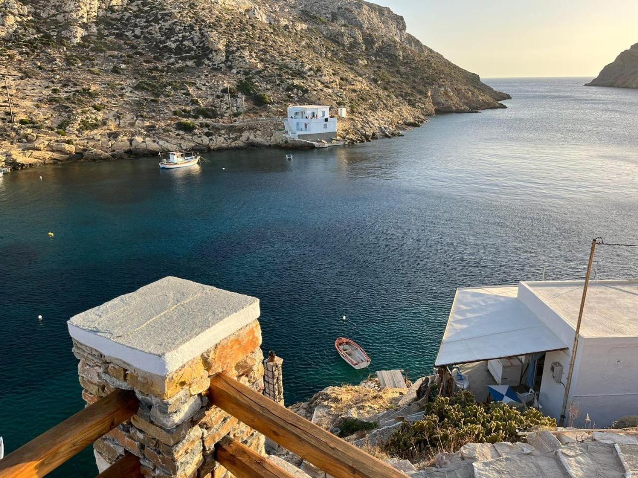 Psarona Hospitality
