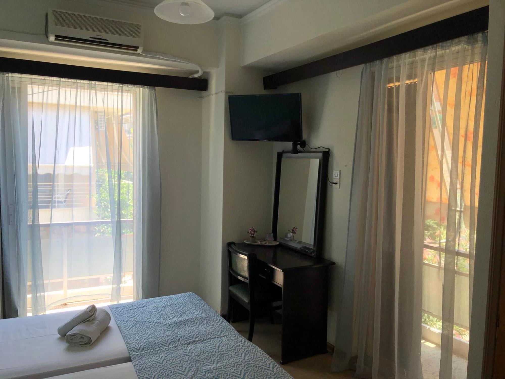 Hotel Kekrops 2*