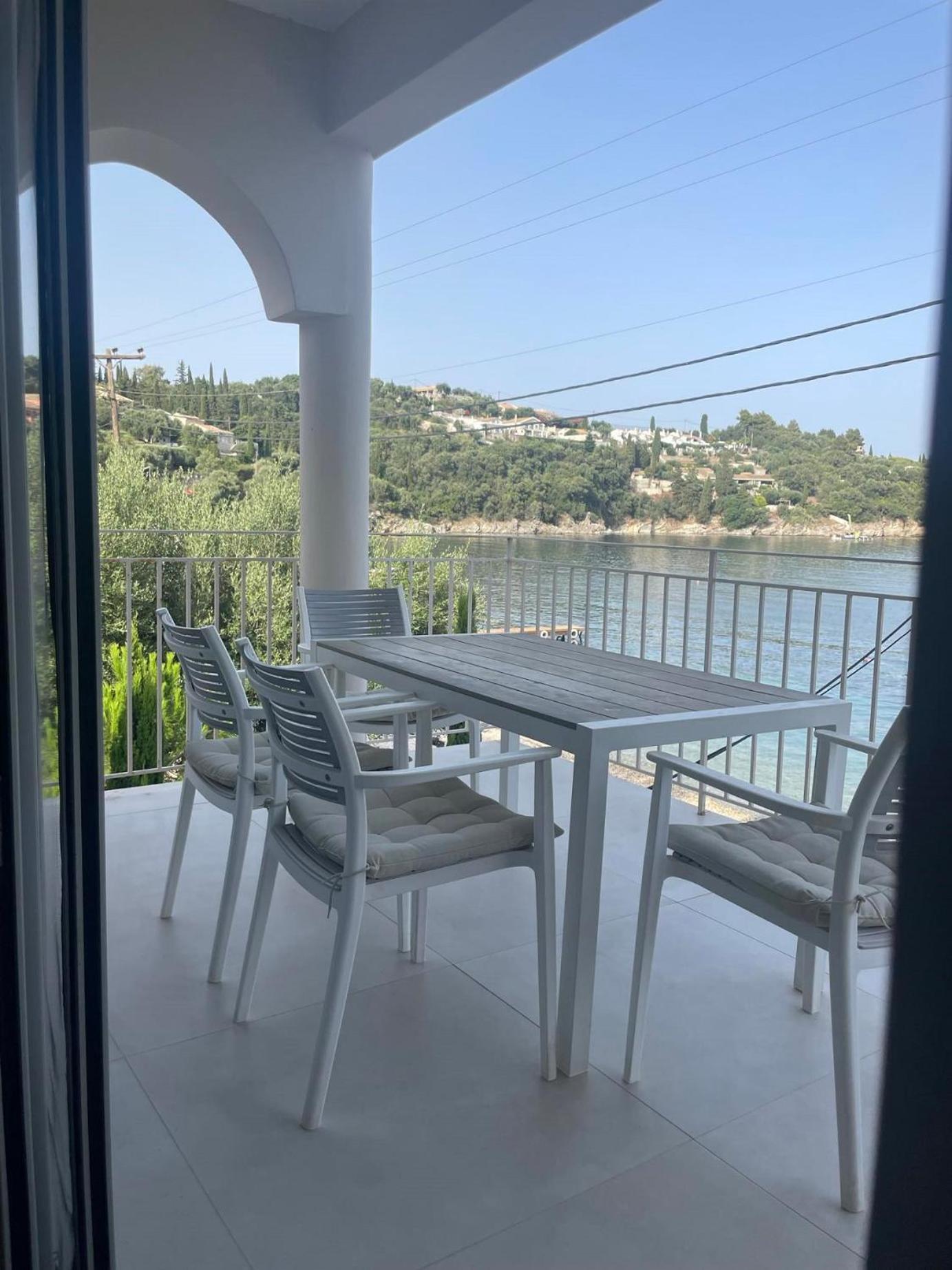 Elsi Upper Apartment
