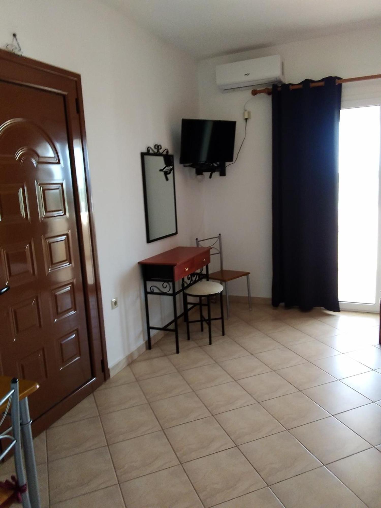Apartment Emmanouil *