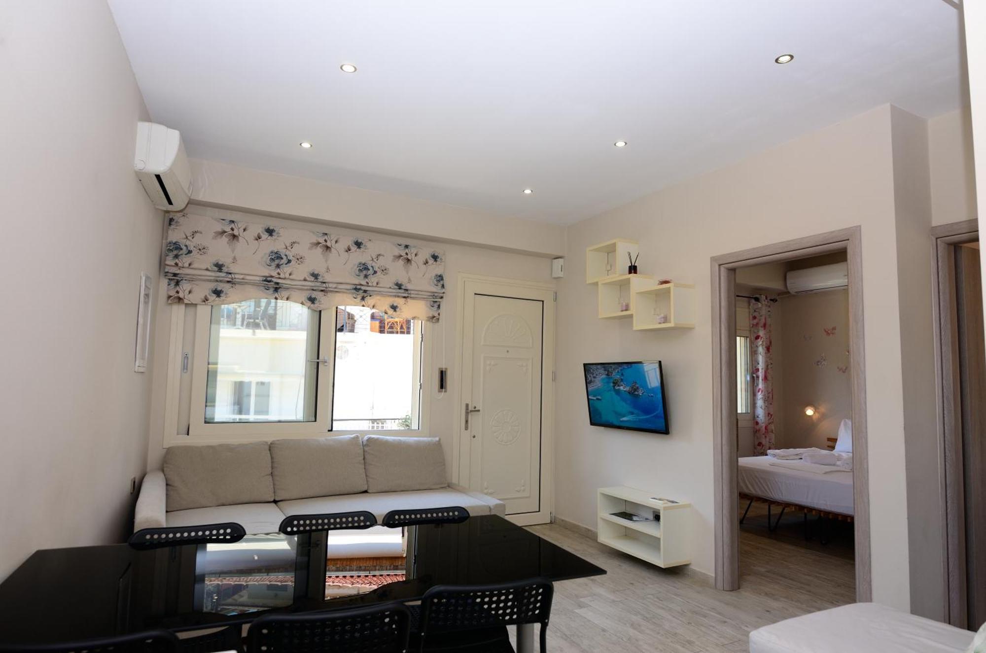 Yvonne By Ey Holiday home *