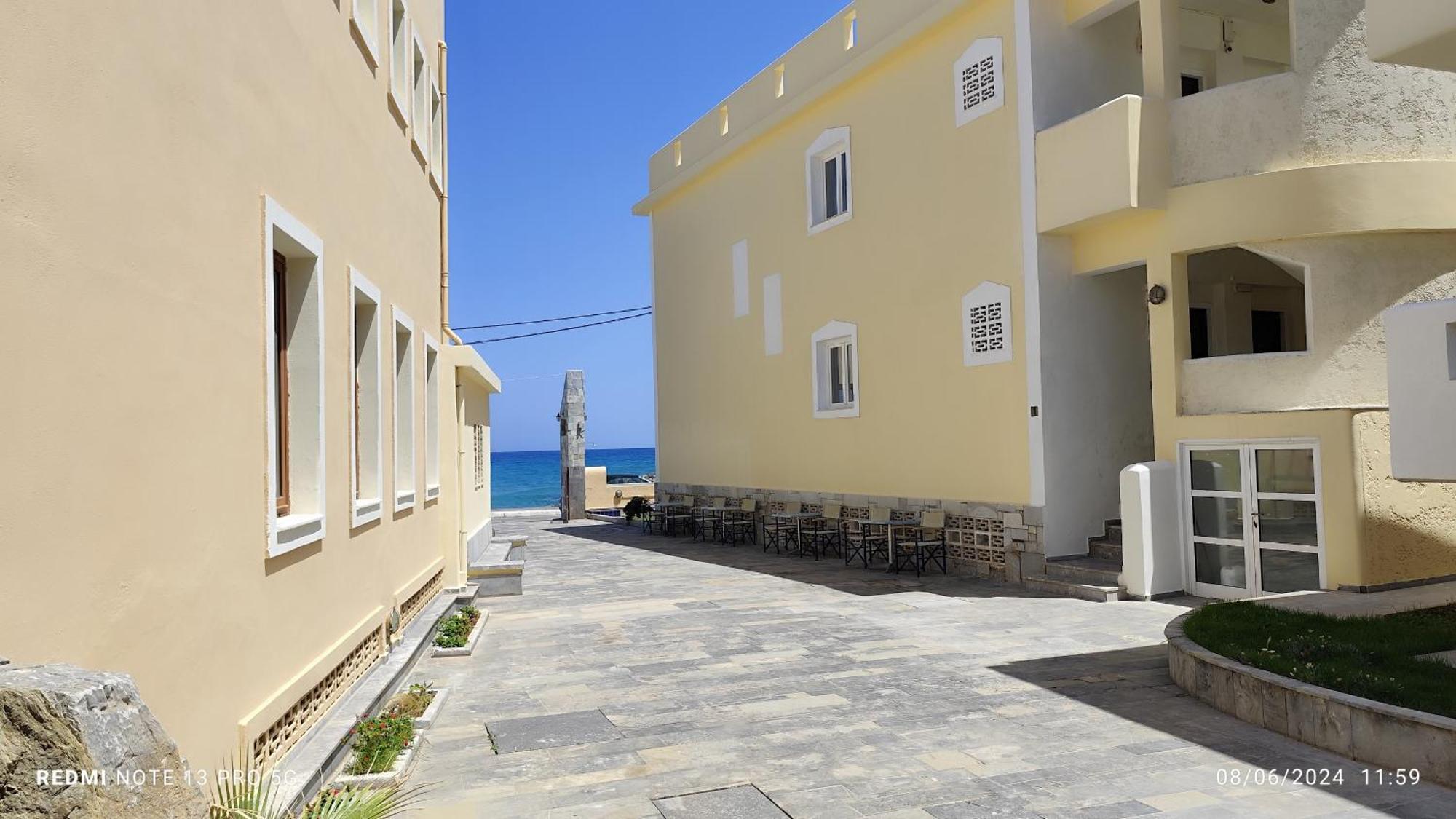 Niros Beachfront Aparthotel Kokkini Hani