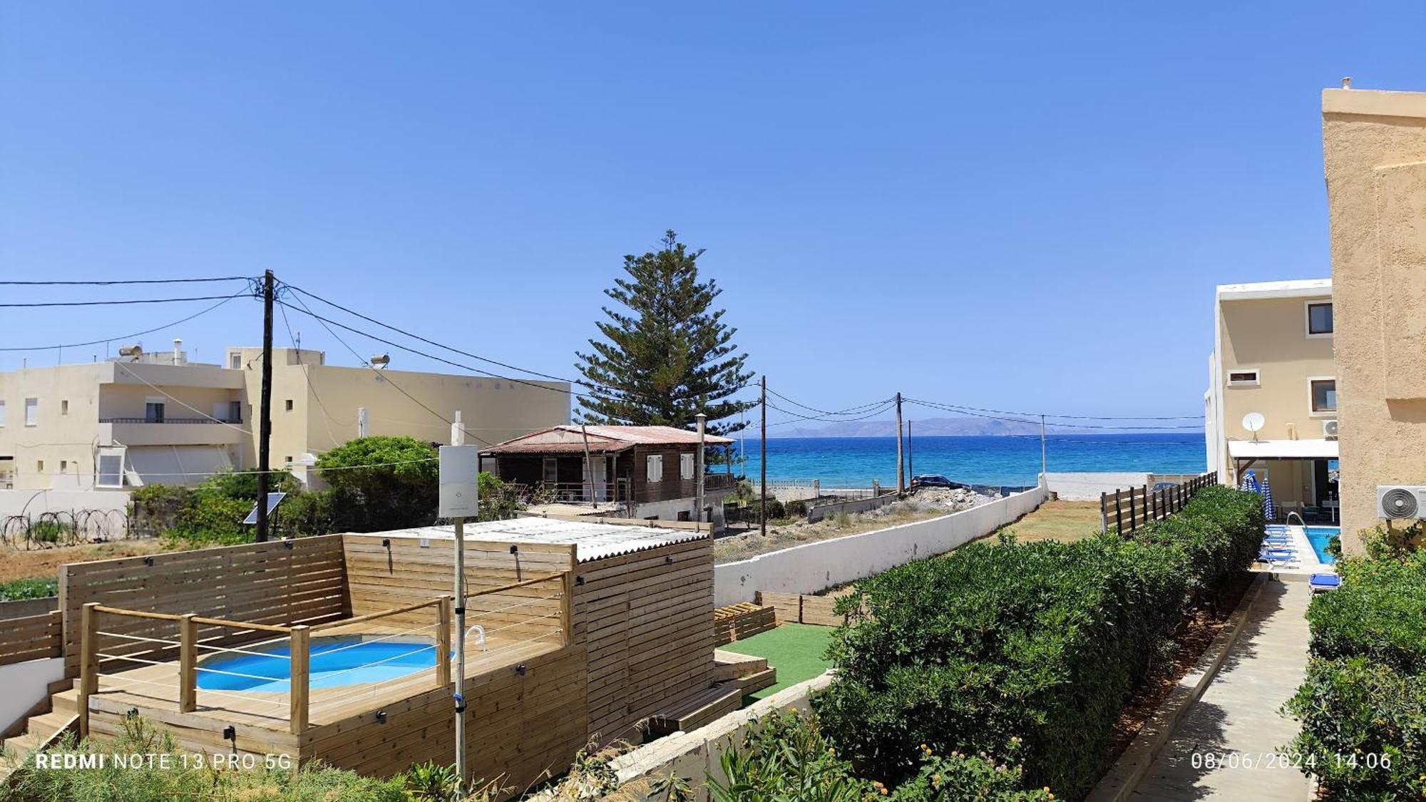 Niros Beachfront Aparthotel