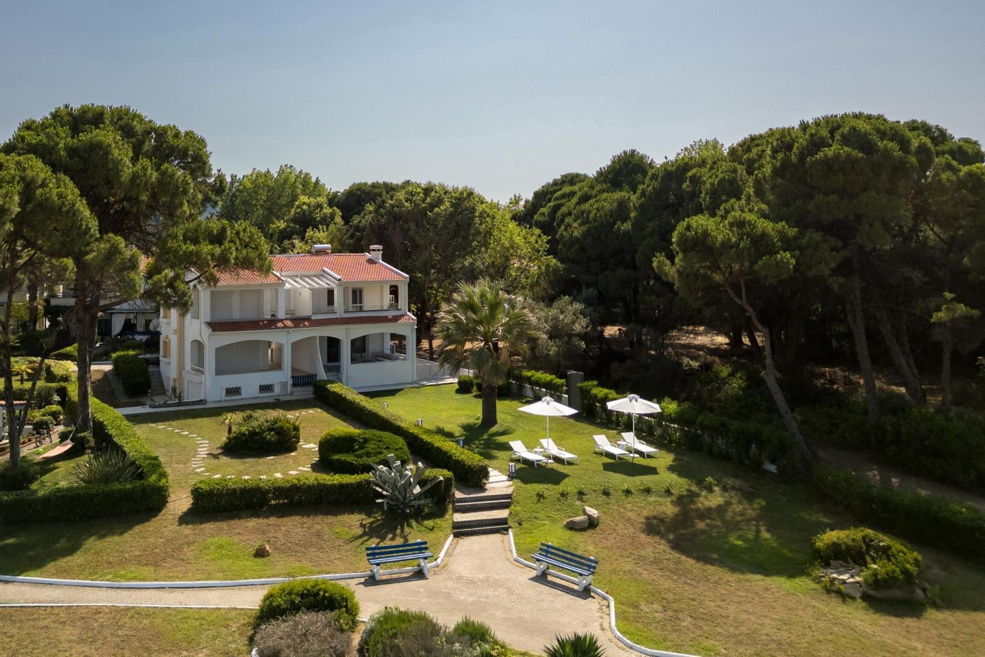 Villa Karidi *