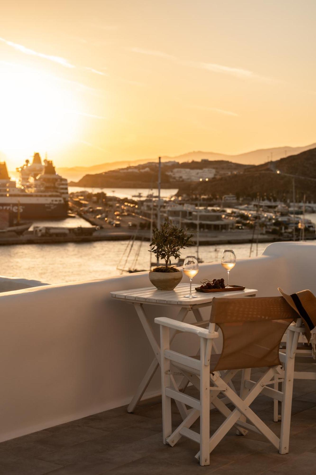 Namaste Boutique Mykonos * Tourlos