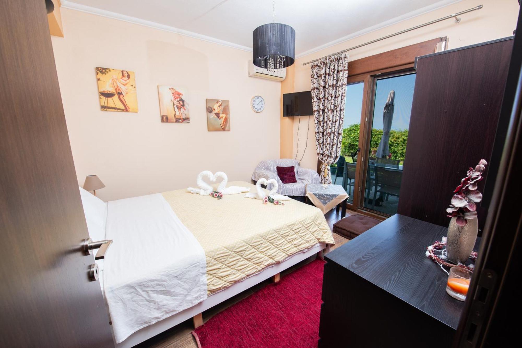 Olympus Sea View Apartment. Holiday home Nea Kallikrateia