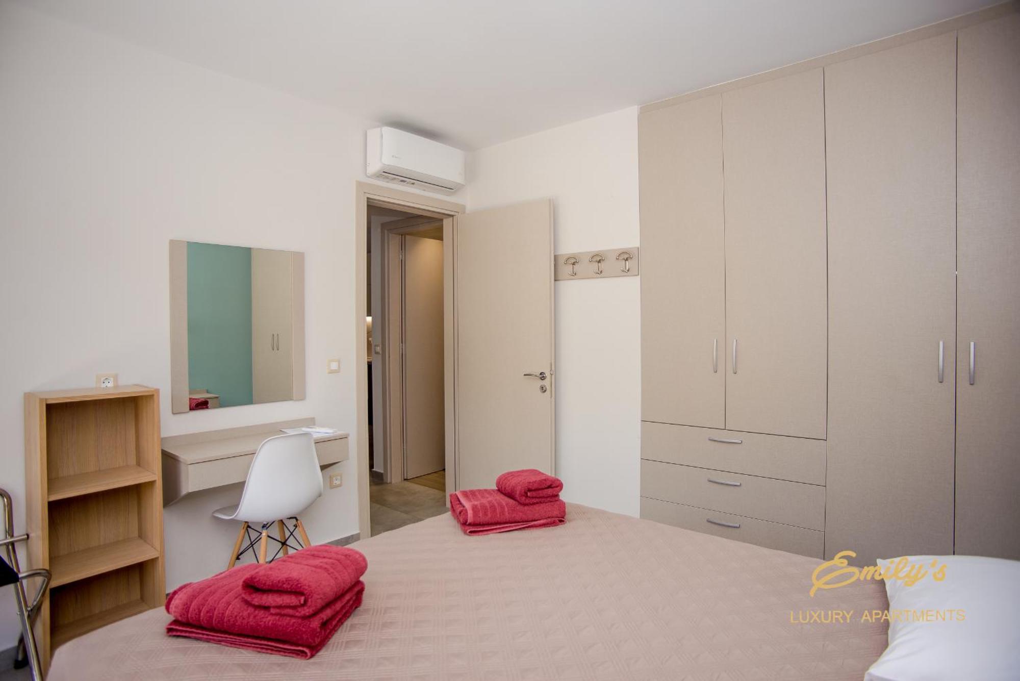 Emily's Luxury Apartment *