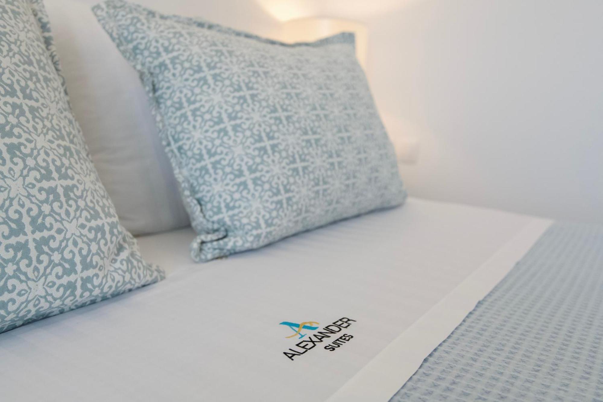 Alexander Aparthotel
