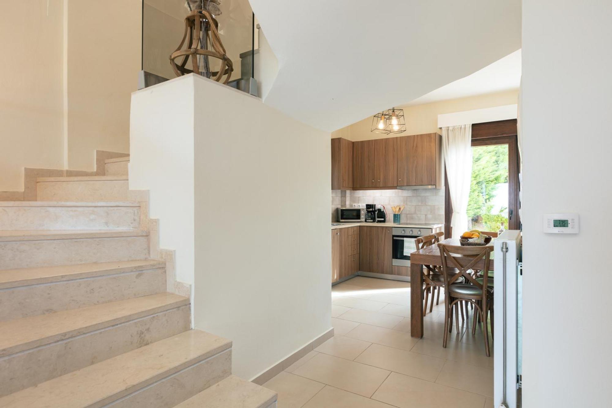 Roupes Iii, Family Villa, Fantastic Views, Private Pool Roupai