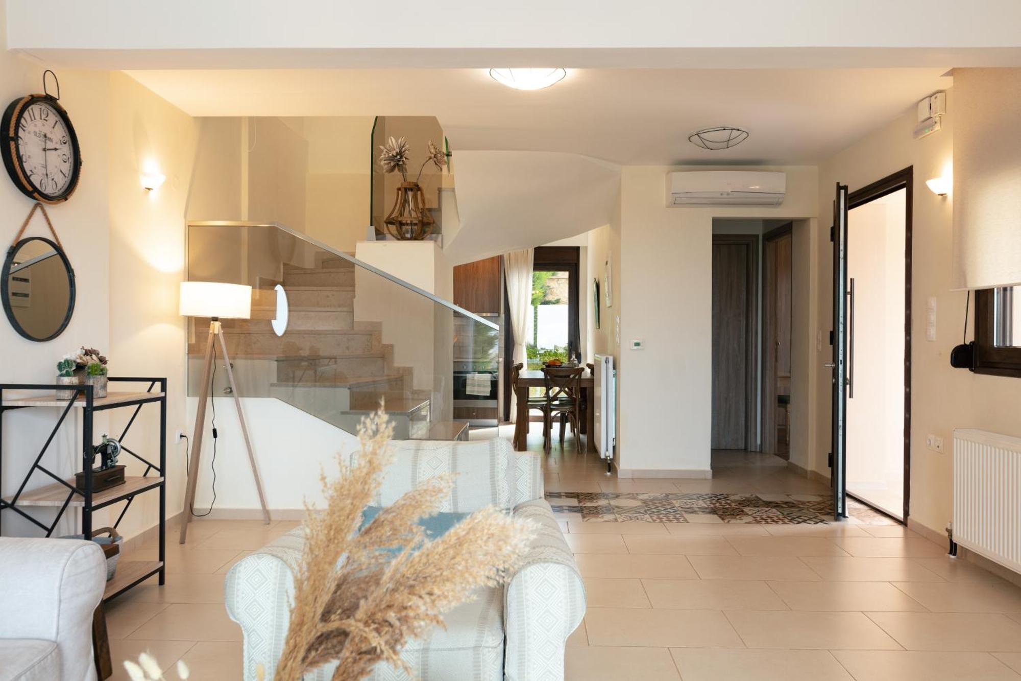 Roupes Iii, Family Villa, Fantastic Views, Private Pool *