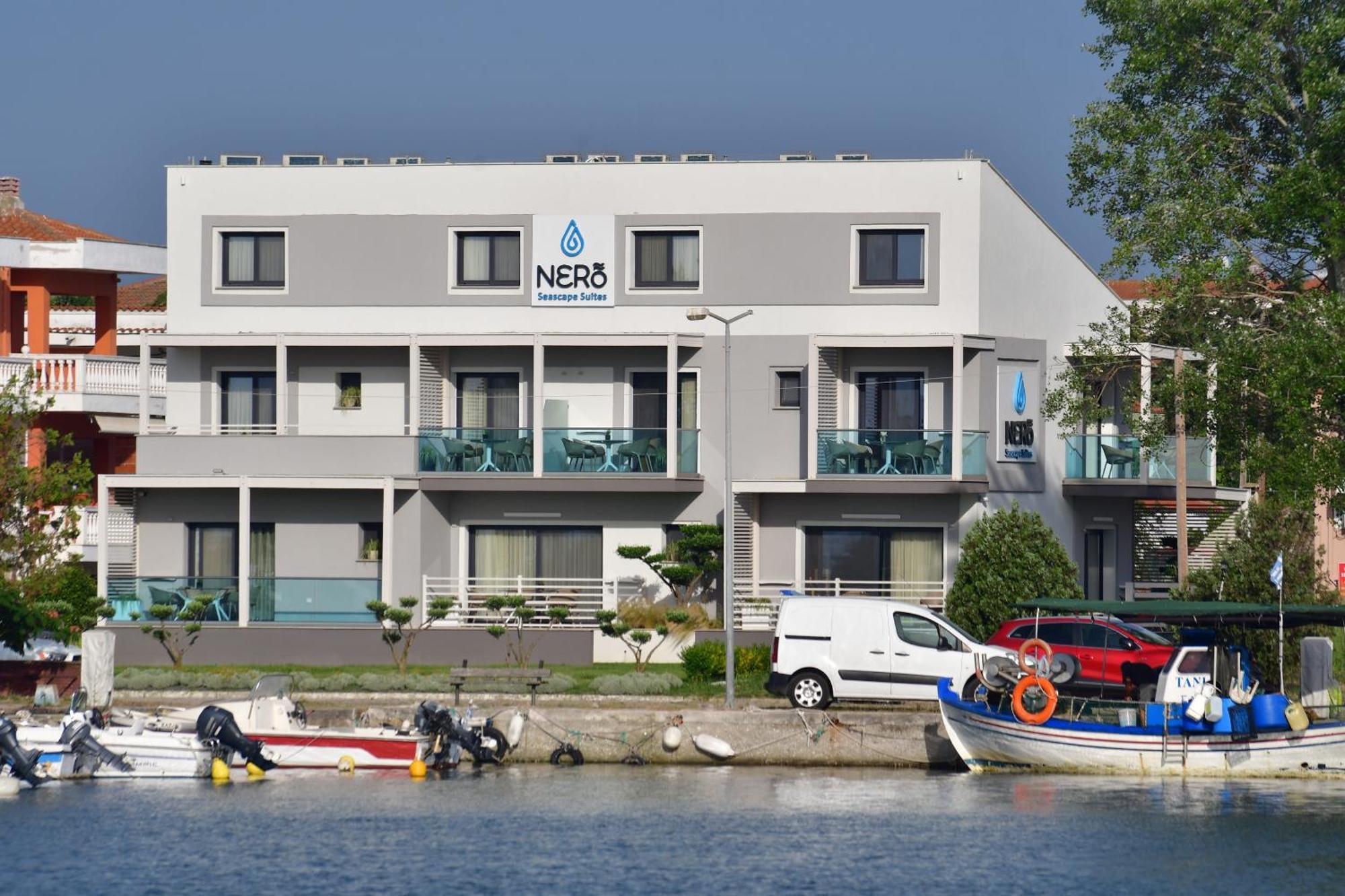 Nero Seascape Aparthotel Fanarion