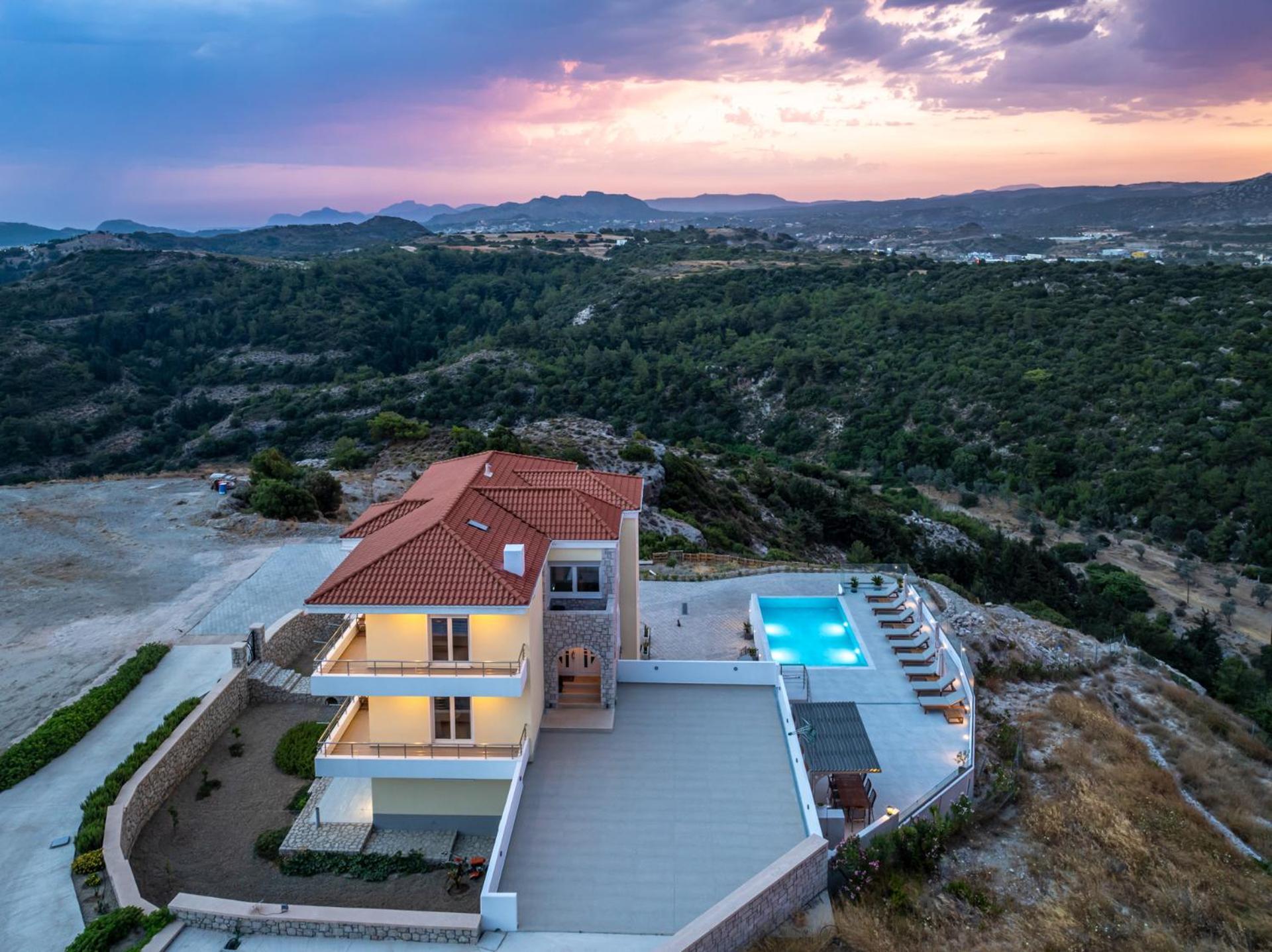 Agnanti Sea View Villa *