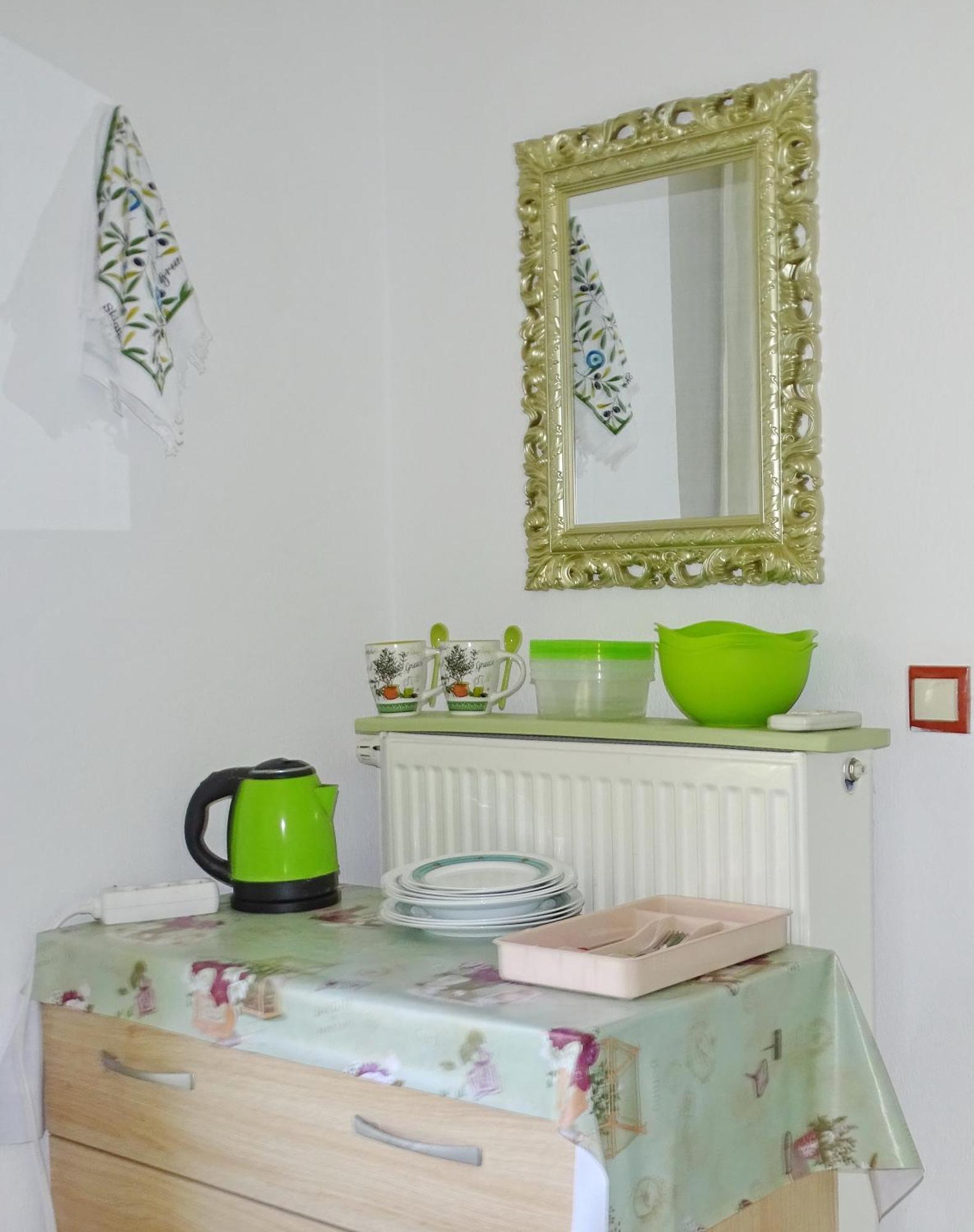 Marchie's Place - Spacious One Bedroom For Rent On Island * Skopelos Town