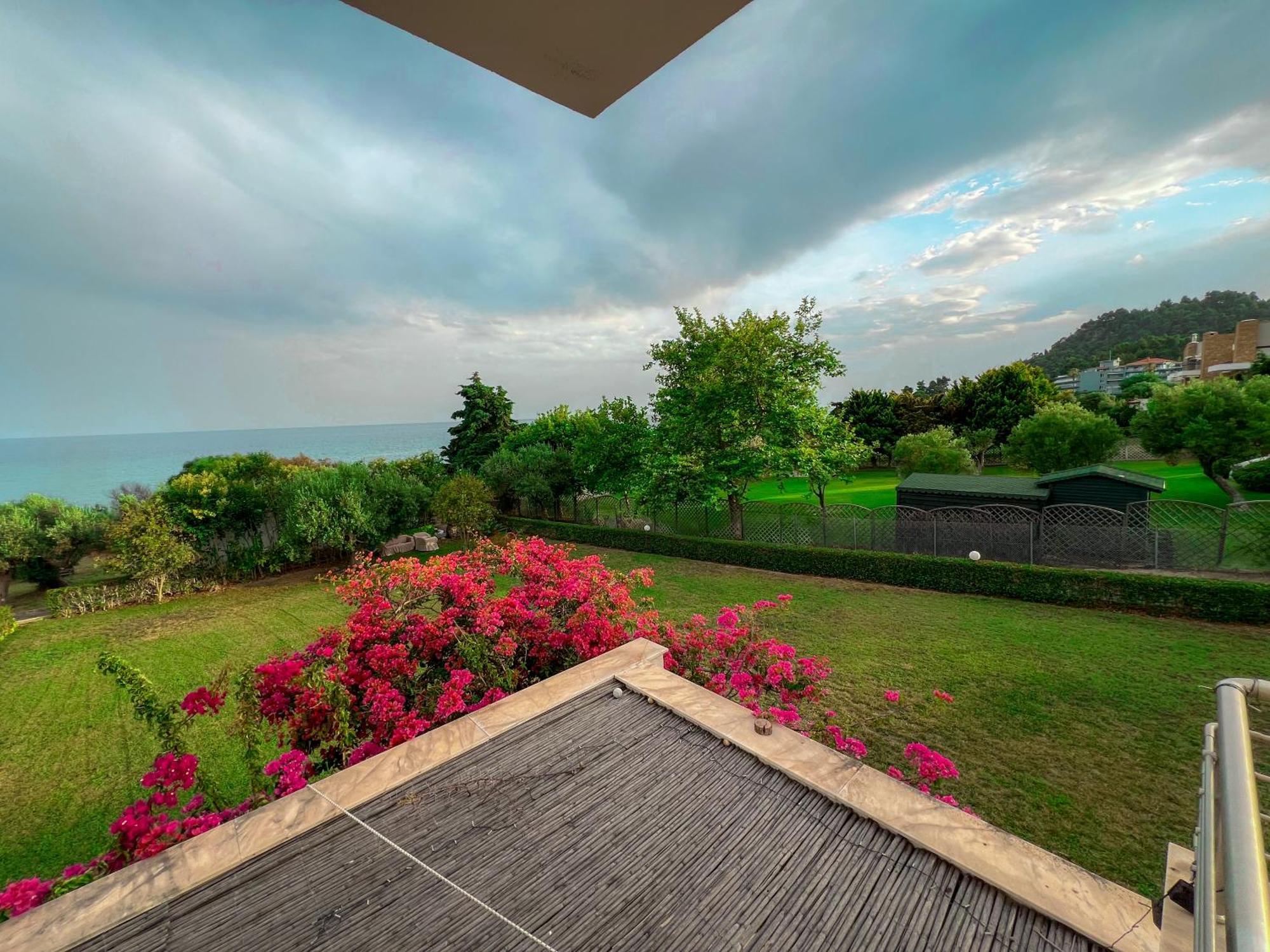 Vana Villa