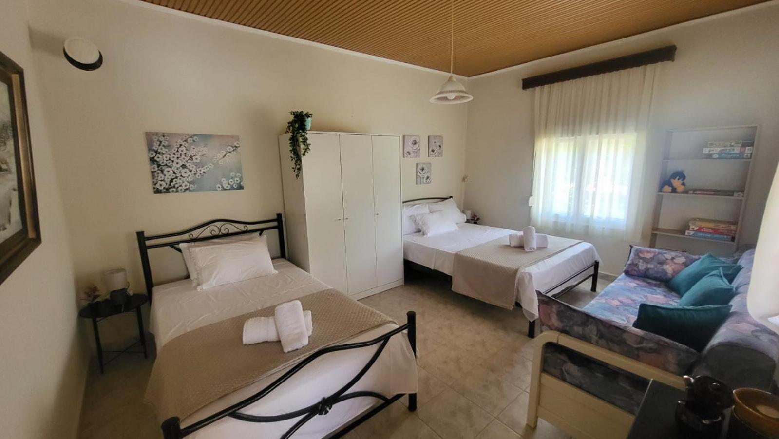 Kalyves, 2 Bedrooms, Sleeps 6, 700sqmgarden, 180m From *