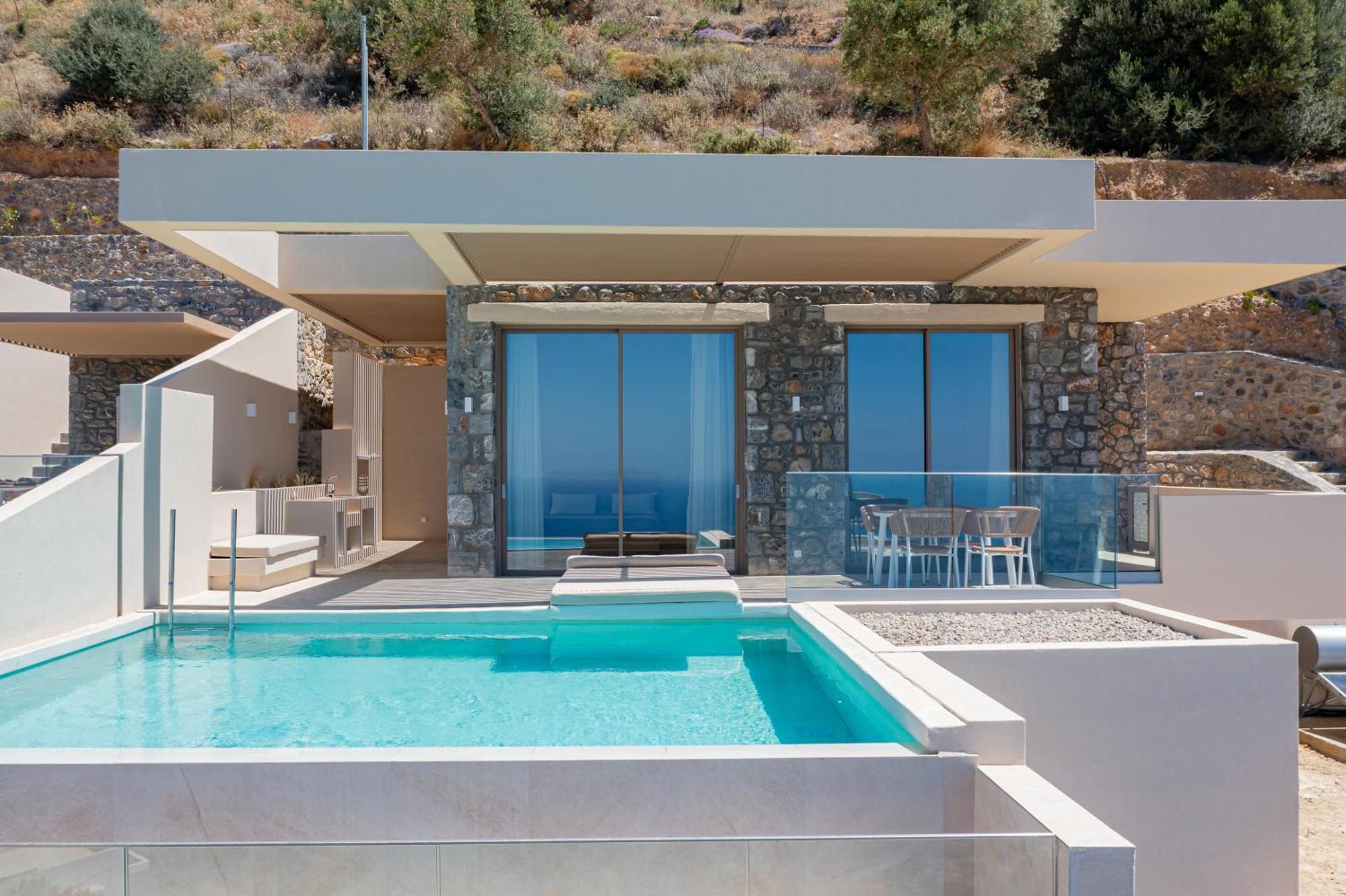 Pyrgos Exquisite Villa