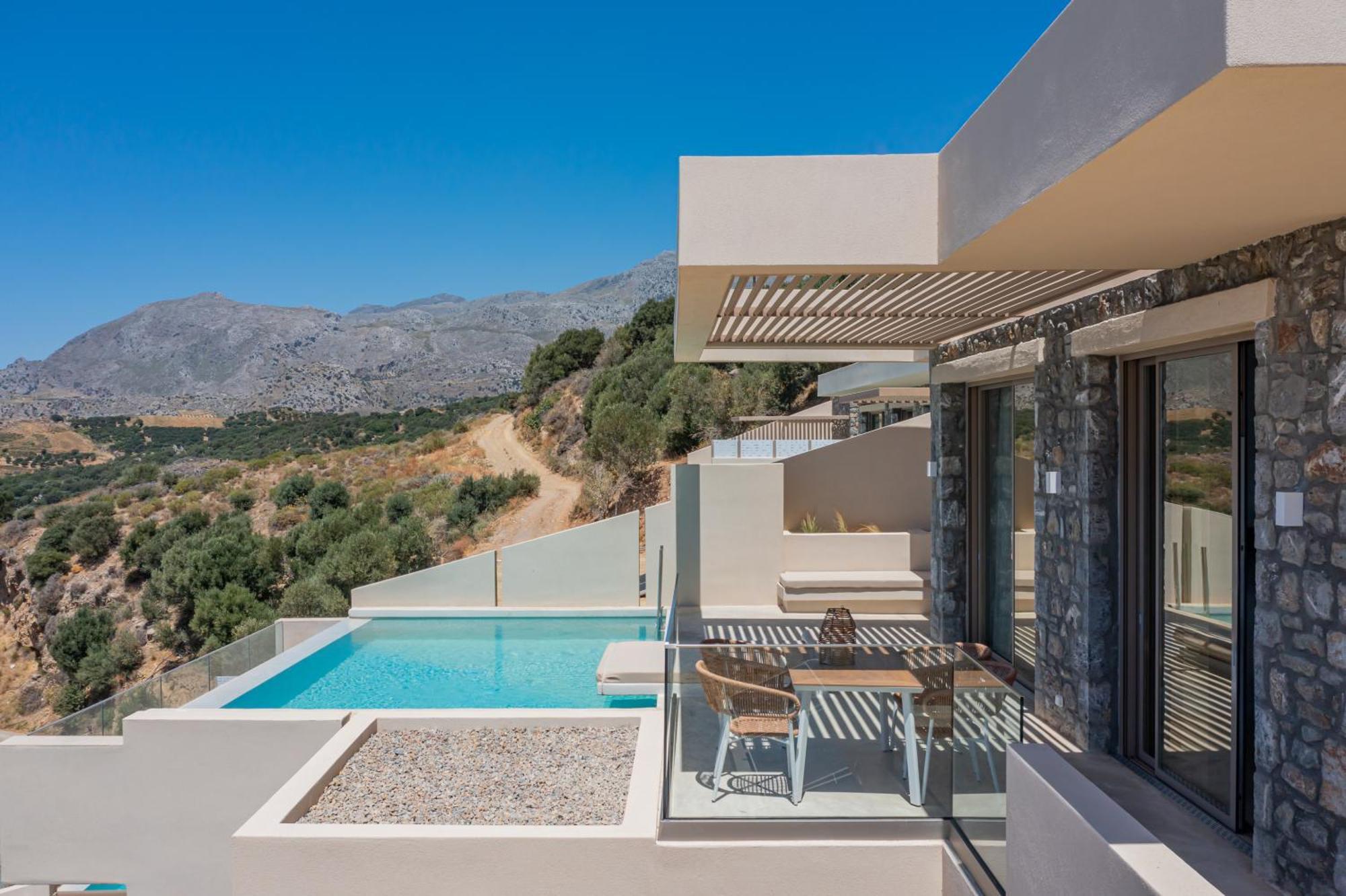 Pyrgos Exquisite Villa