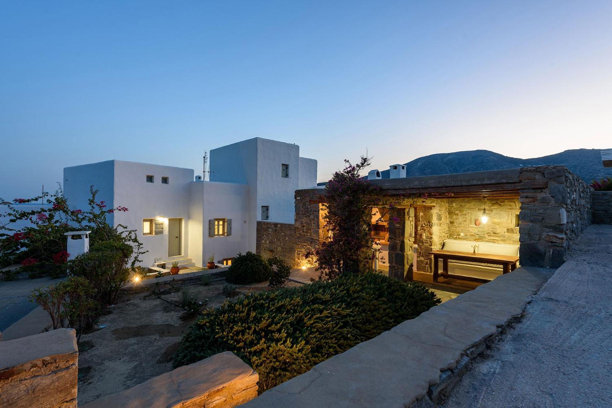 Thalatta * Parikia (Paros)