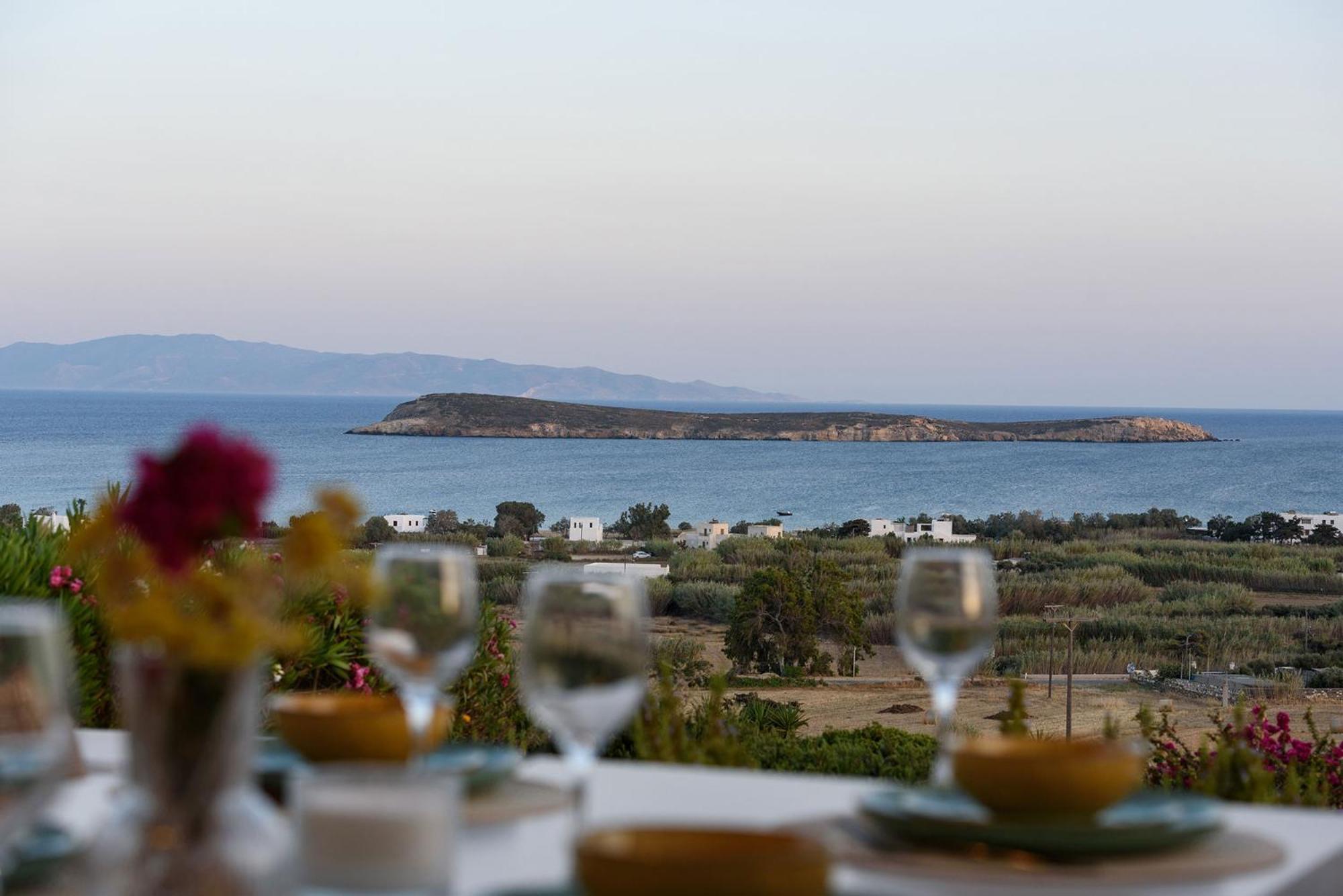 Thalatta Parikia (Paros)