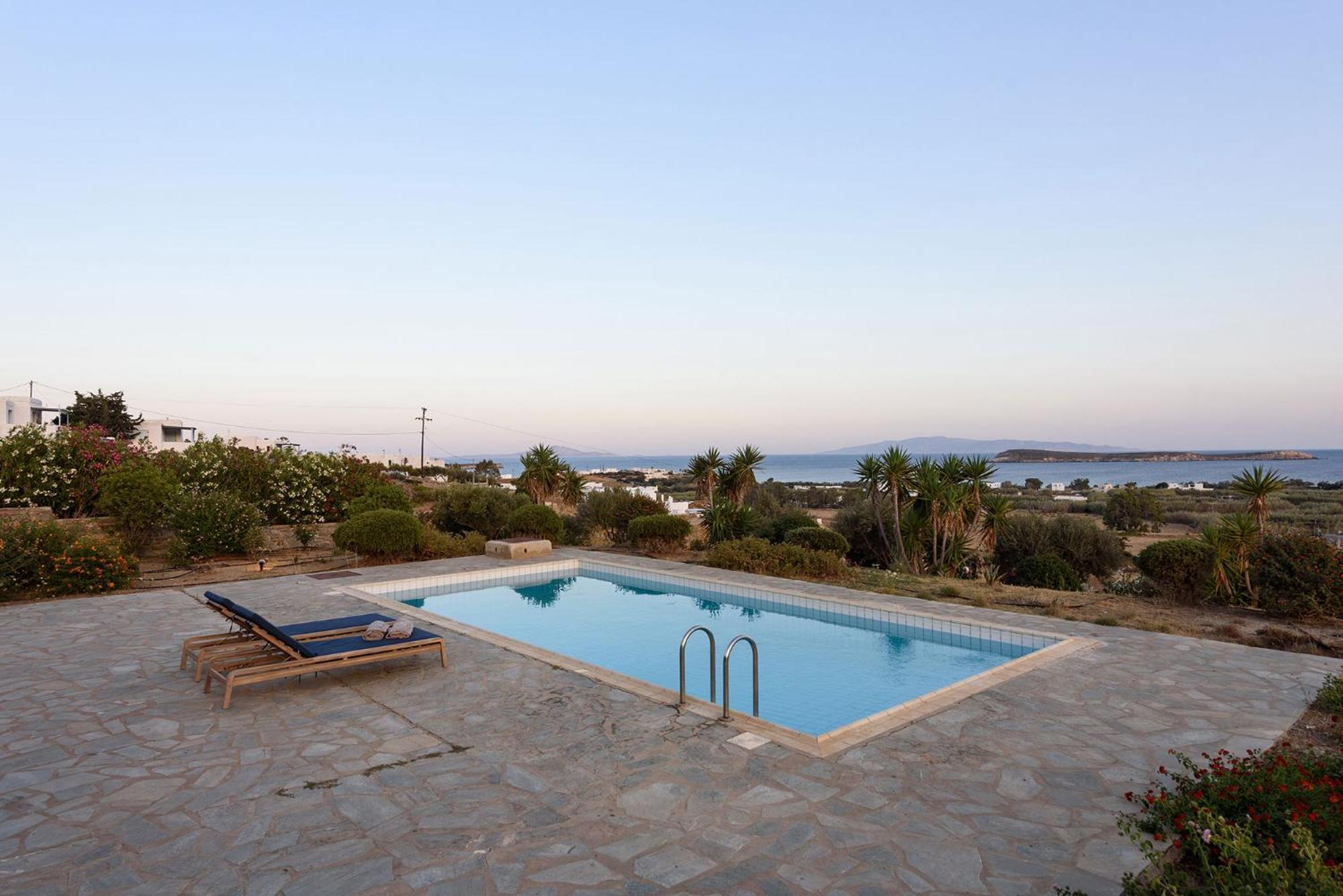 Thalatta * Parikia (Paros)