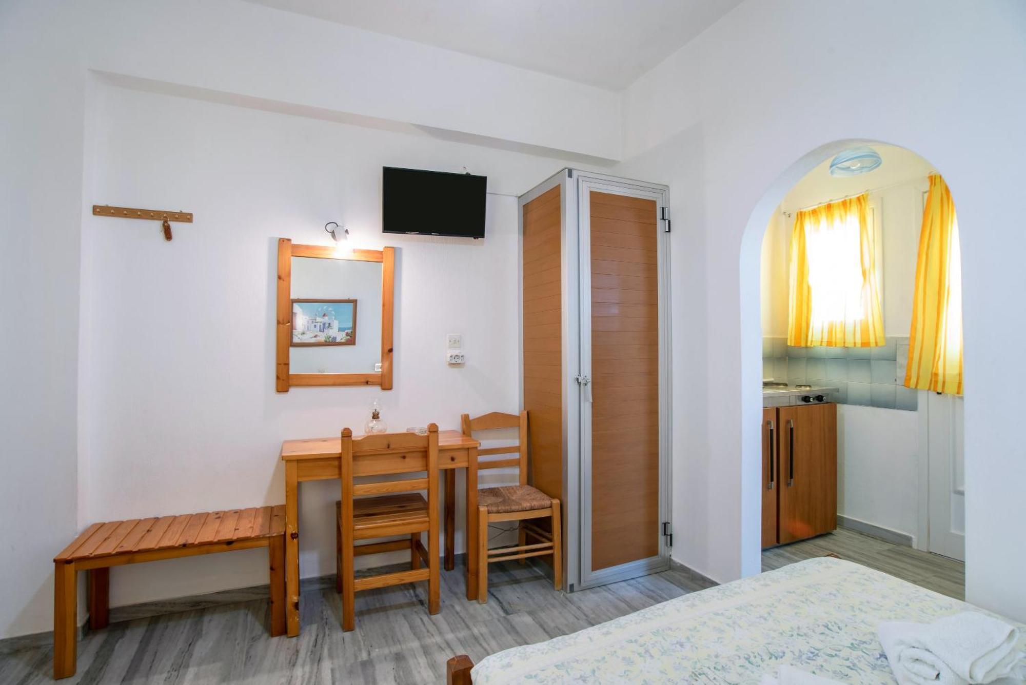Prombona To Petrino Spiti Guest house