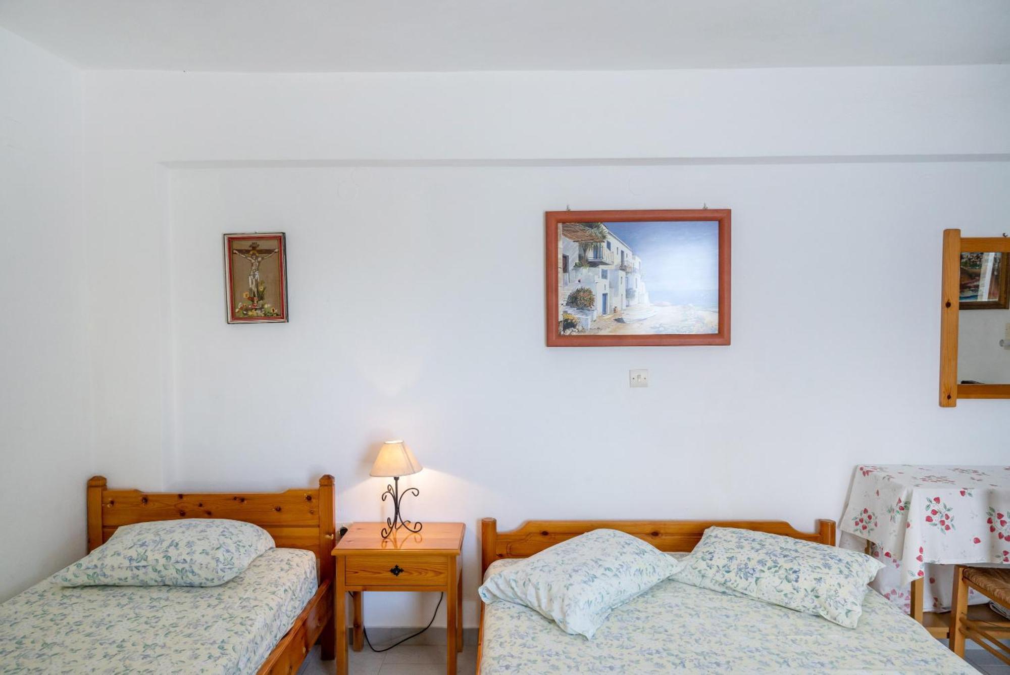 Prombona To Petrino Spiti