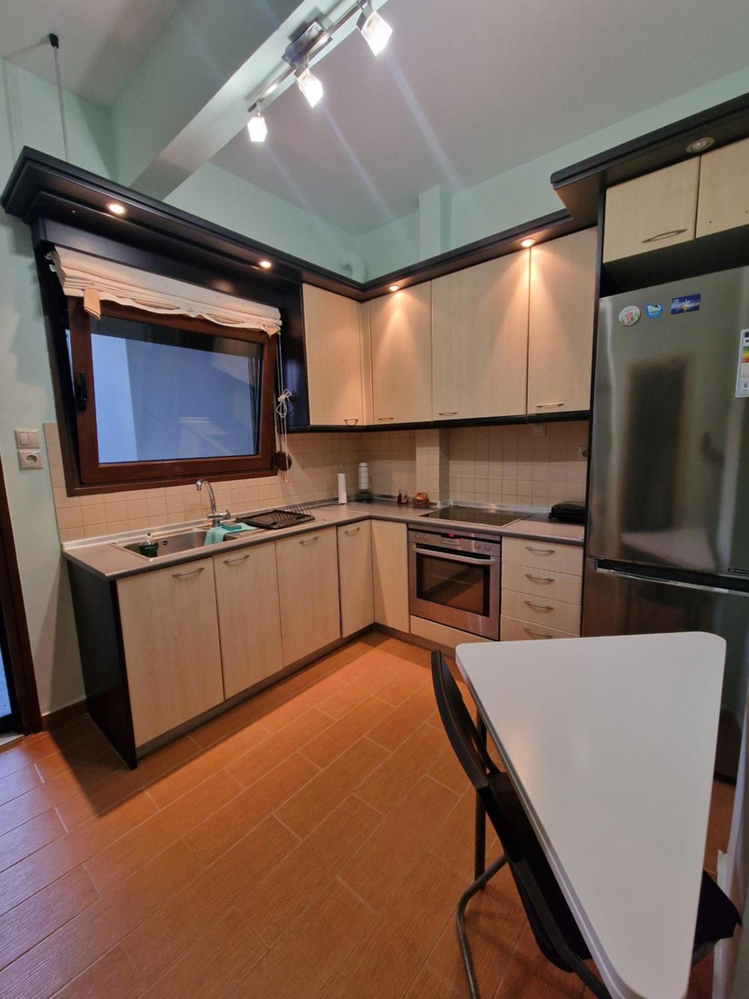 Pnoe Apartment *