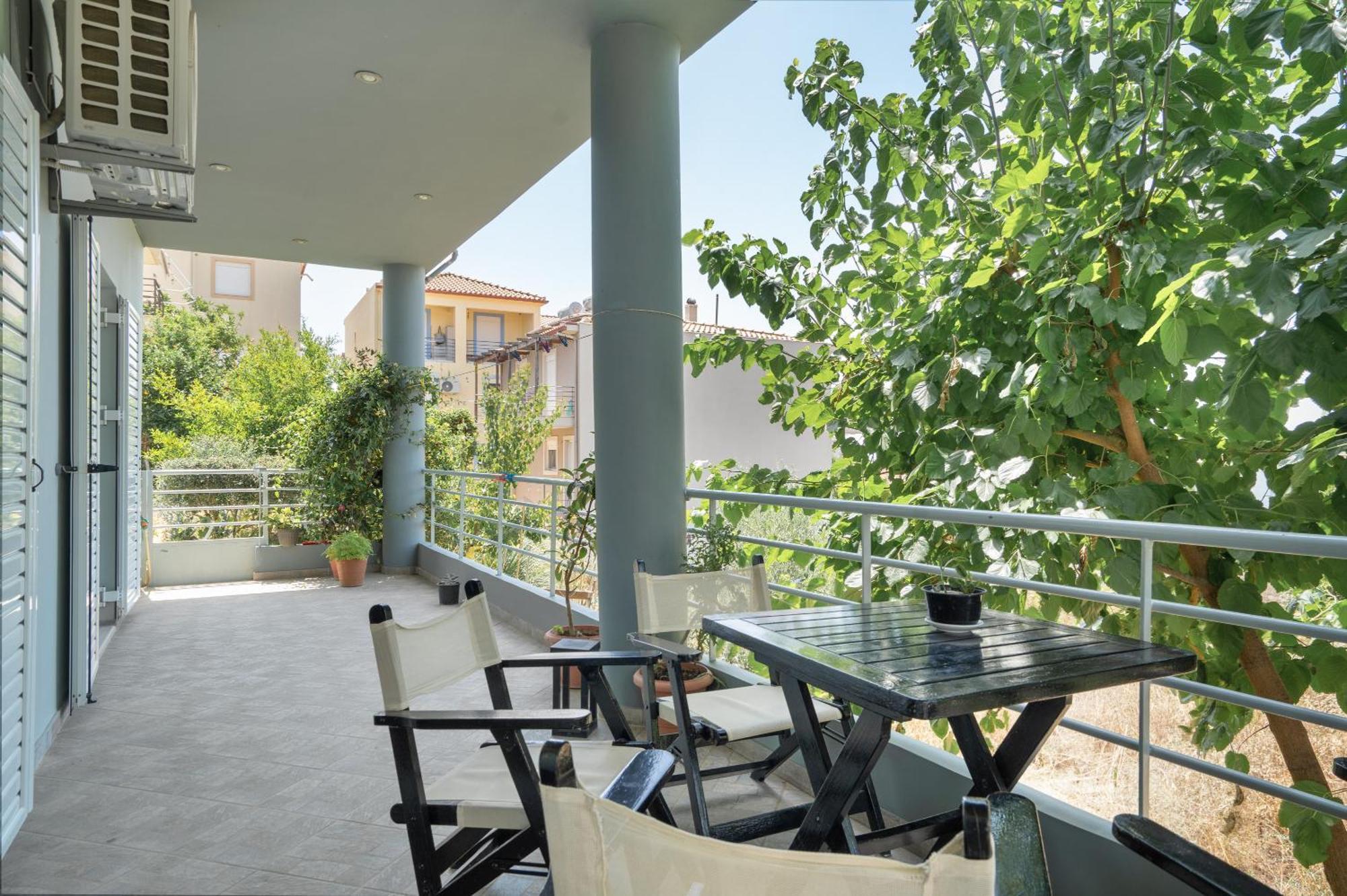 Elia Apartment