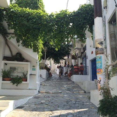 Mary's House * Skyros