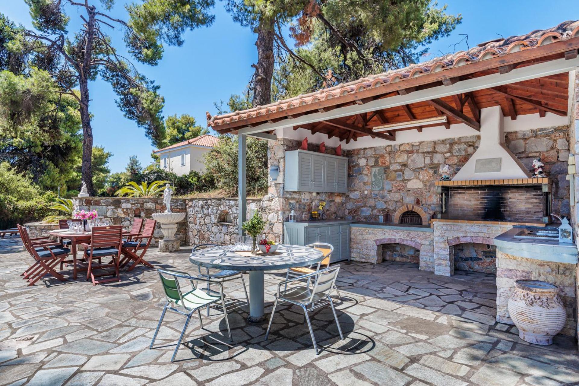 Electra Retreat Holiday home