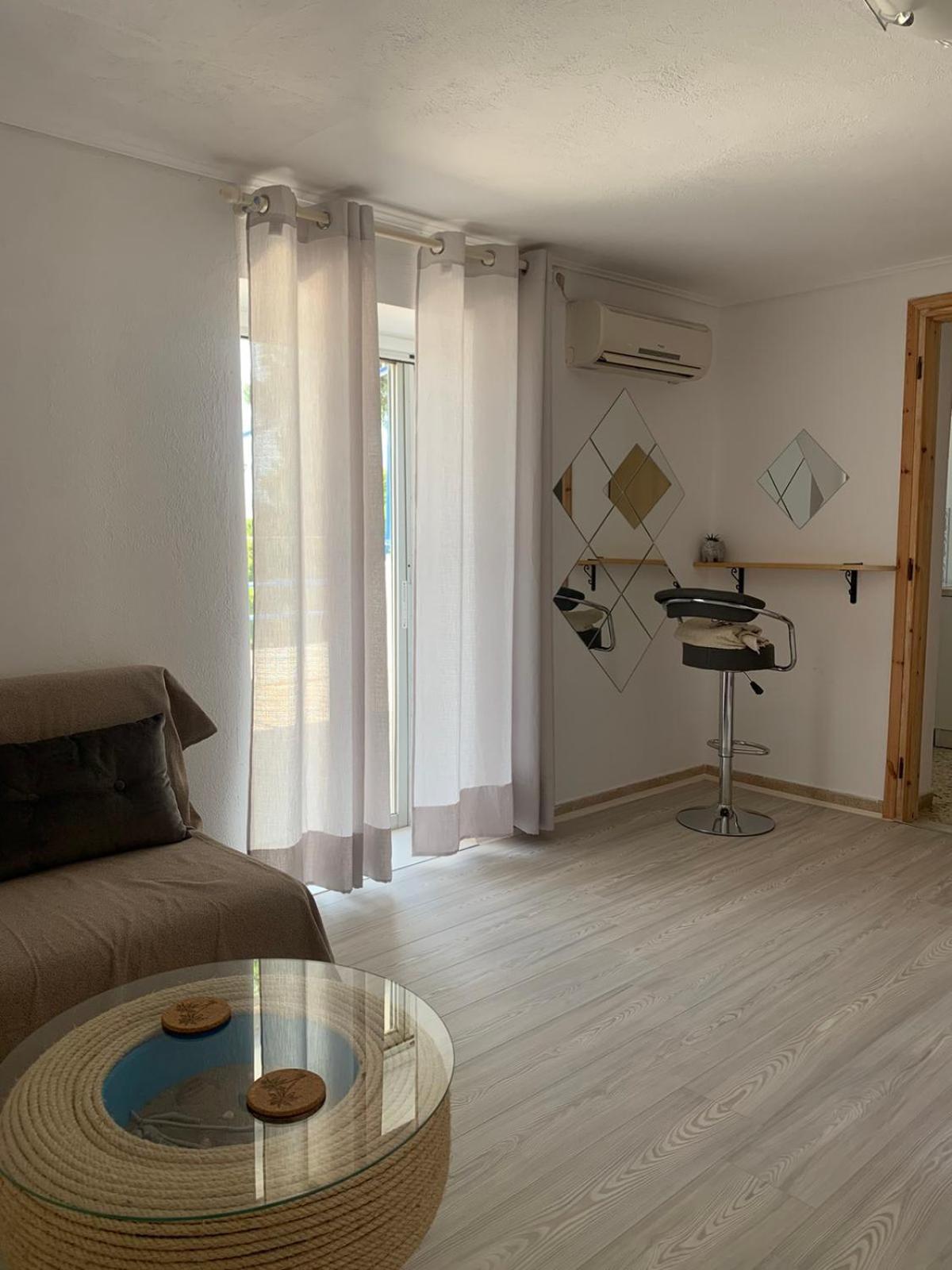 Holiday home θέα από ψηλά Agioi Apostoloi (Attica)