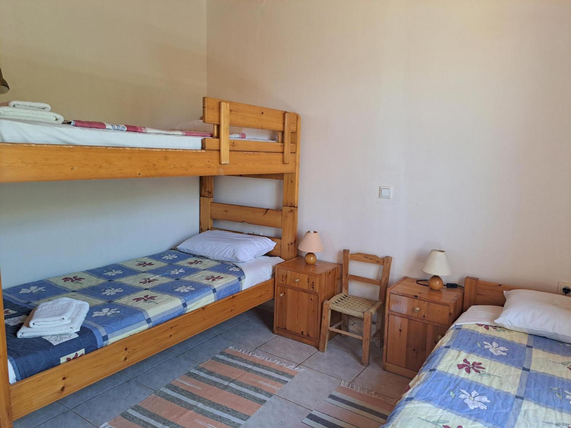 Ithaka 3 * Kastron (Elis)
