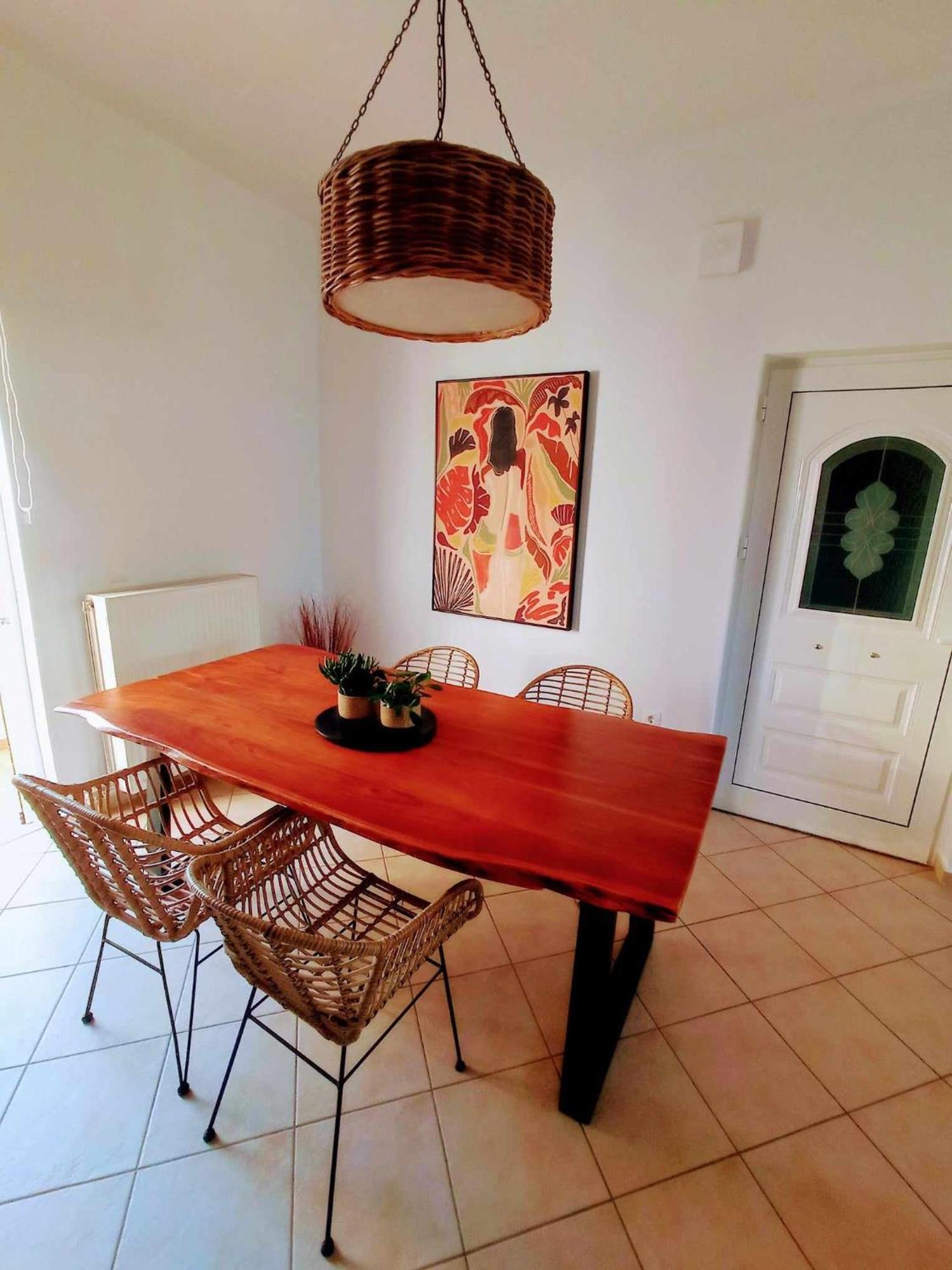 Sonema Seaside Apartment