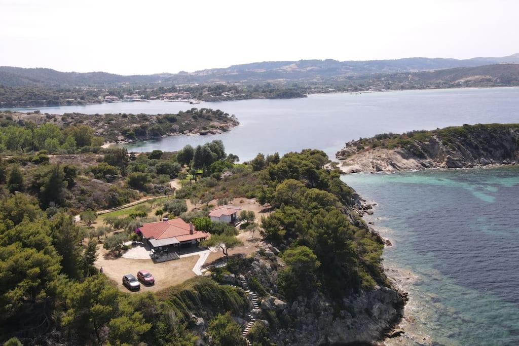 Rozalenia Mare * Ormos Panagias