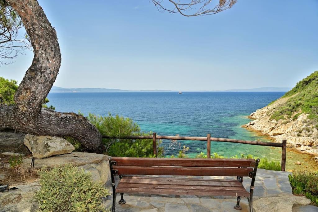 Rozalenia Mare Ormos Panagias